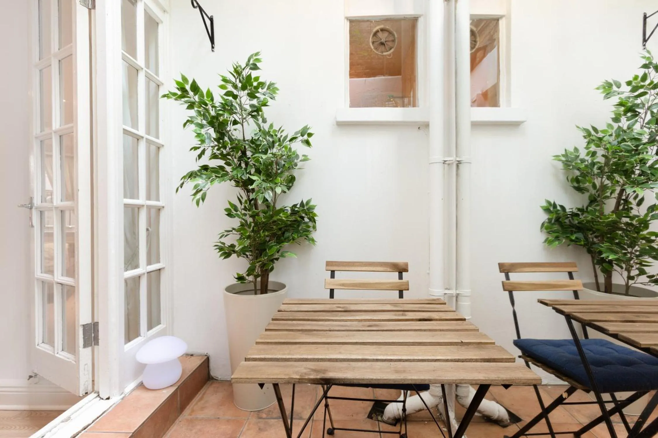 Spacious 1 bed Sloane Square