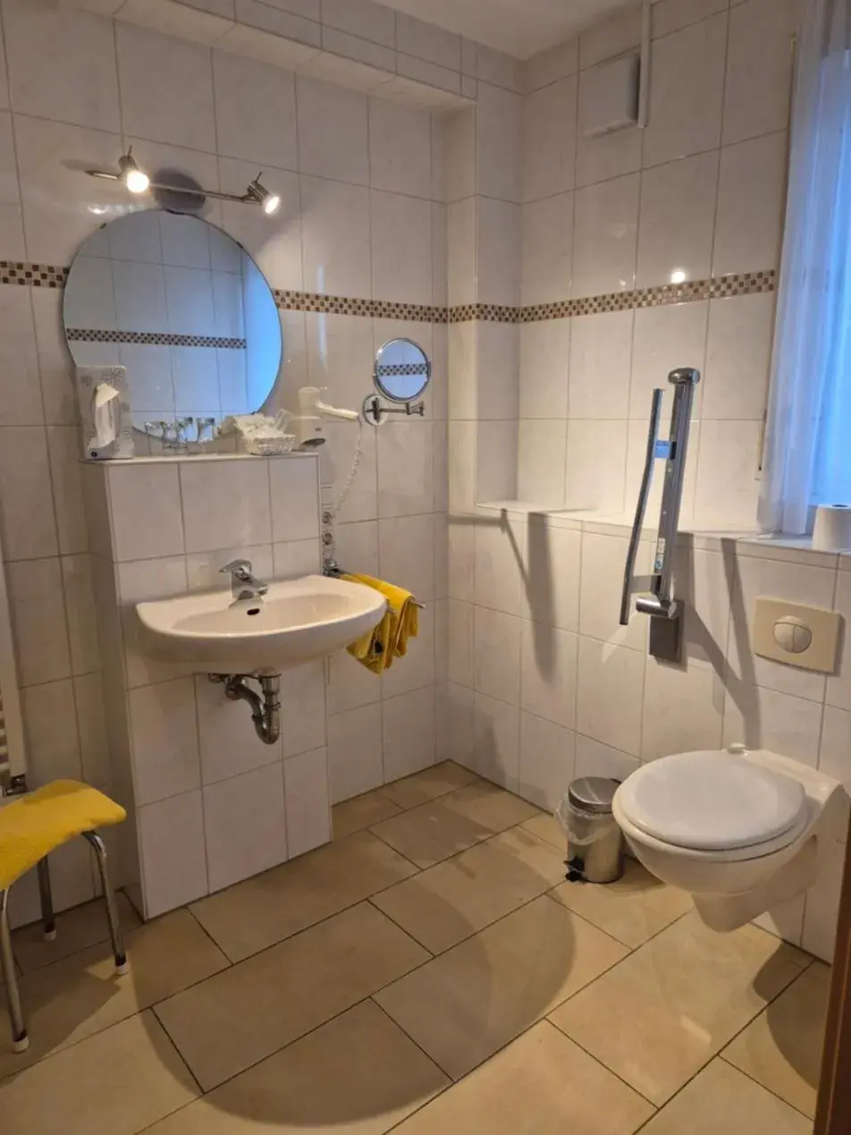 Double Room - single occupancy in Hotel zur Waage Double Room - single occupancy in Hotel zur Waage