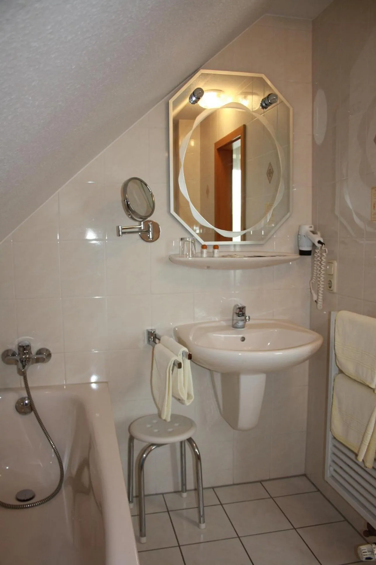 Bathroom in Hotel zur Waage