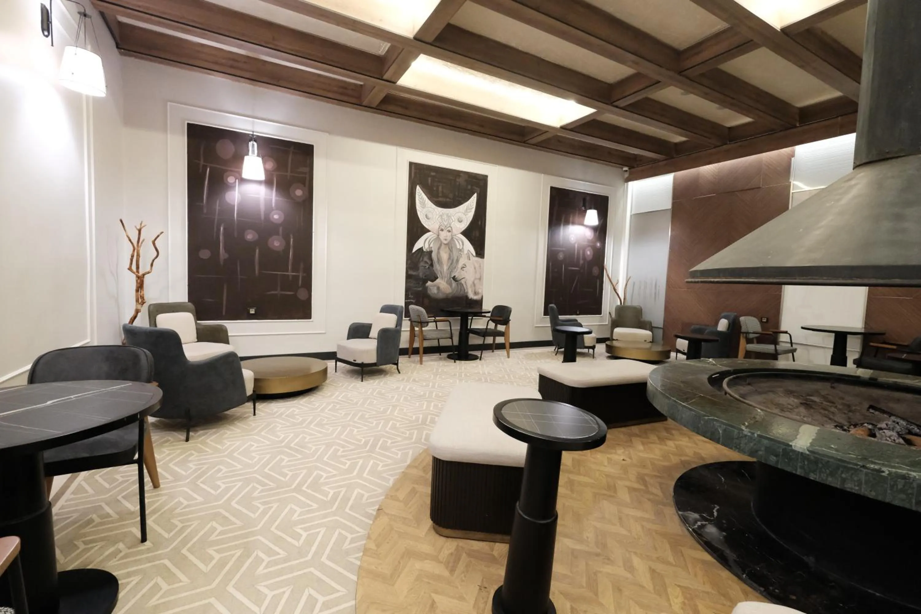 flat iron in Oksijen Zone Hotel & Spa