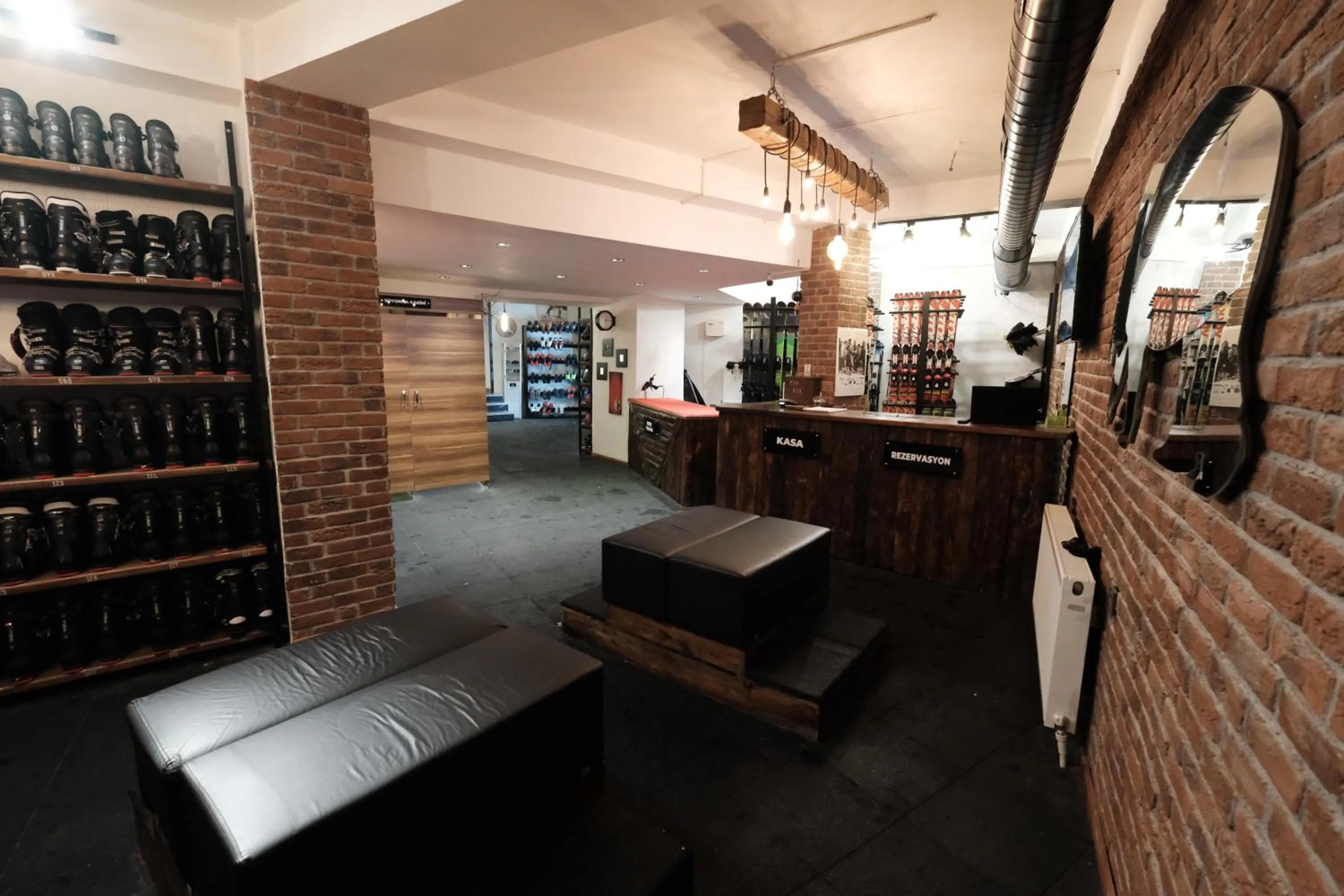 Ski School in Oksijen Zone Hotel & Spa