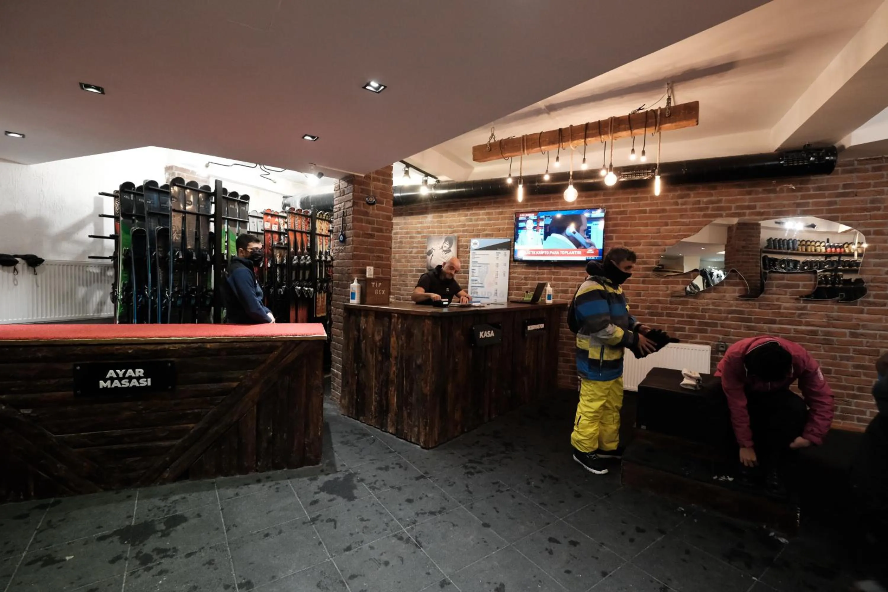 Ski School in Oksijen Zone Hotel & Spa