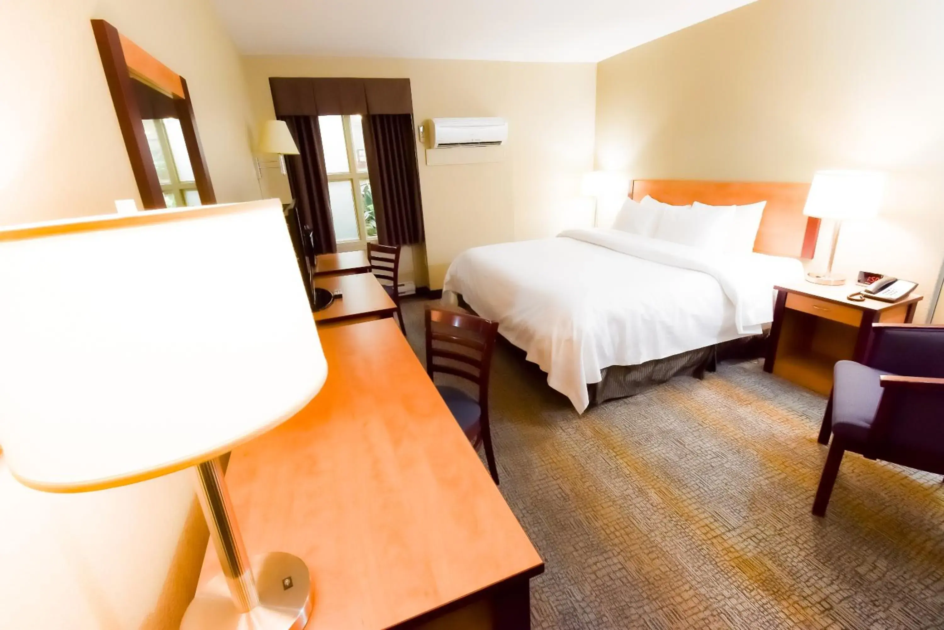 Photo of the whole room, Bed in Canad Inns Destination Centre Windsor Park Photo of the whole room, Bed in Canad Inns Destination Centre Windsor Park