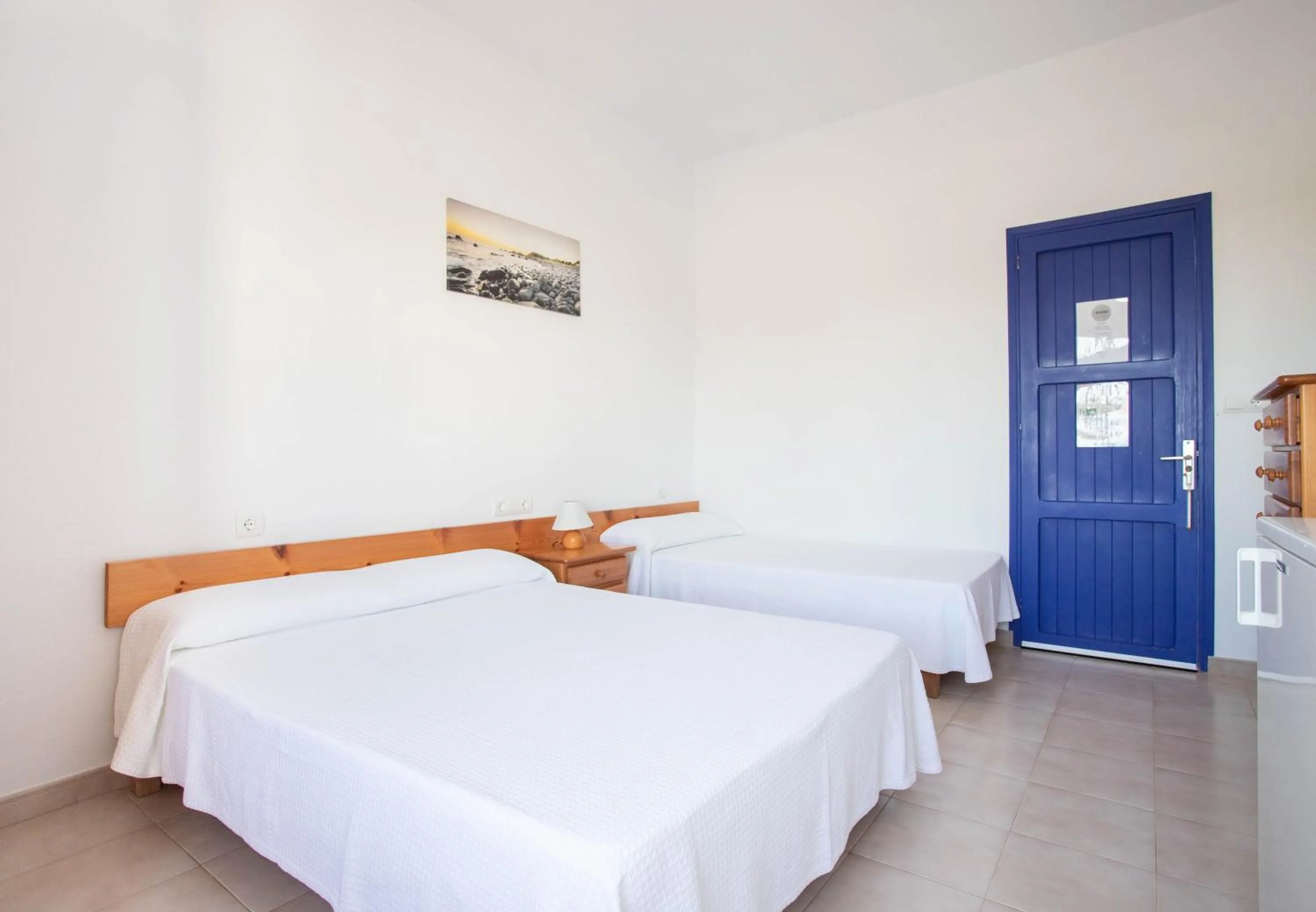 Bed in Hostal Mayans