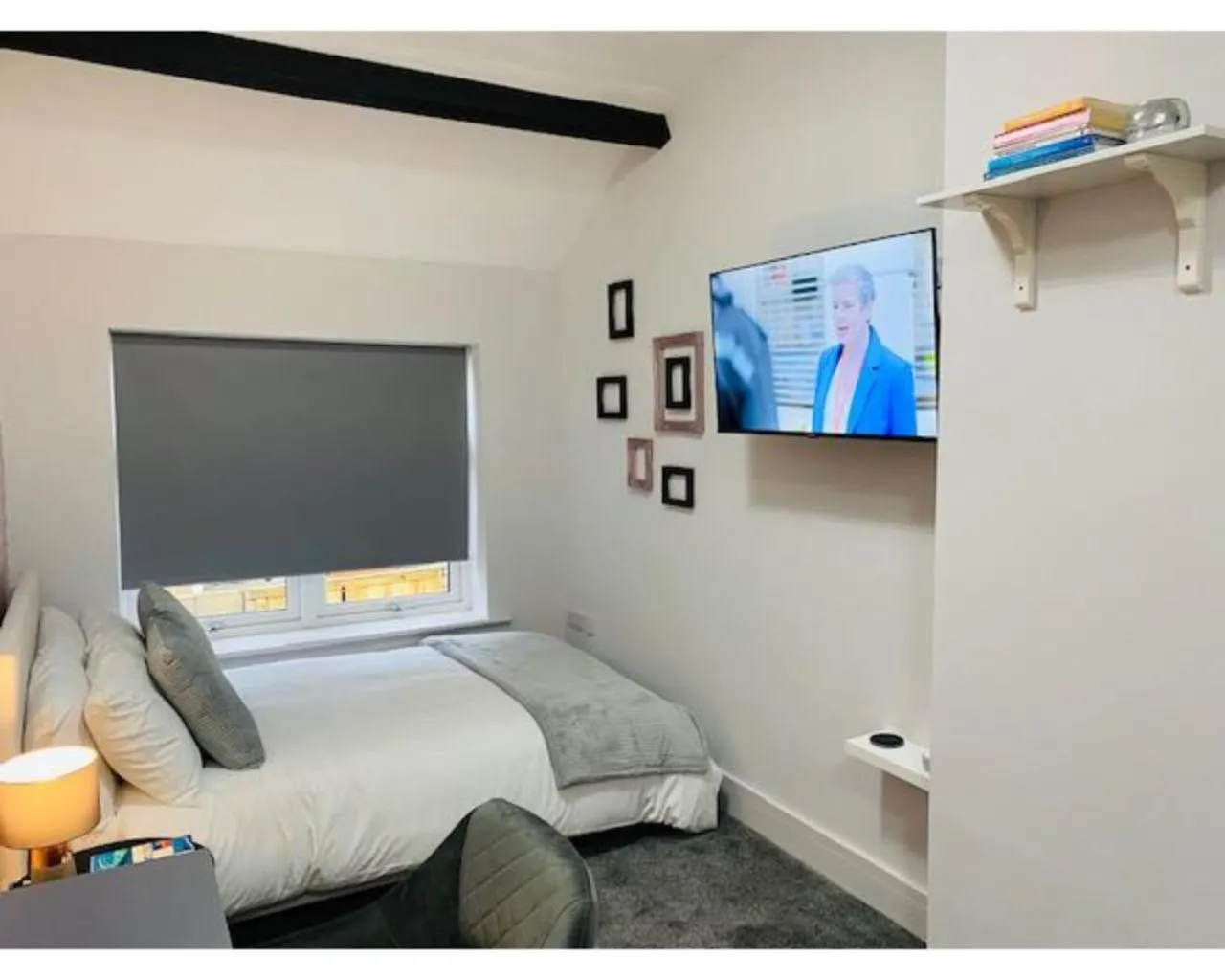 Bedroom, Bed in Townhouse PLUS @ Lower Beth Street Stoke