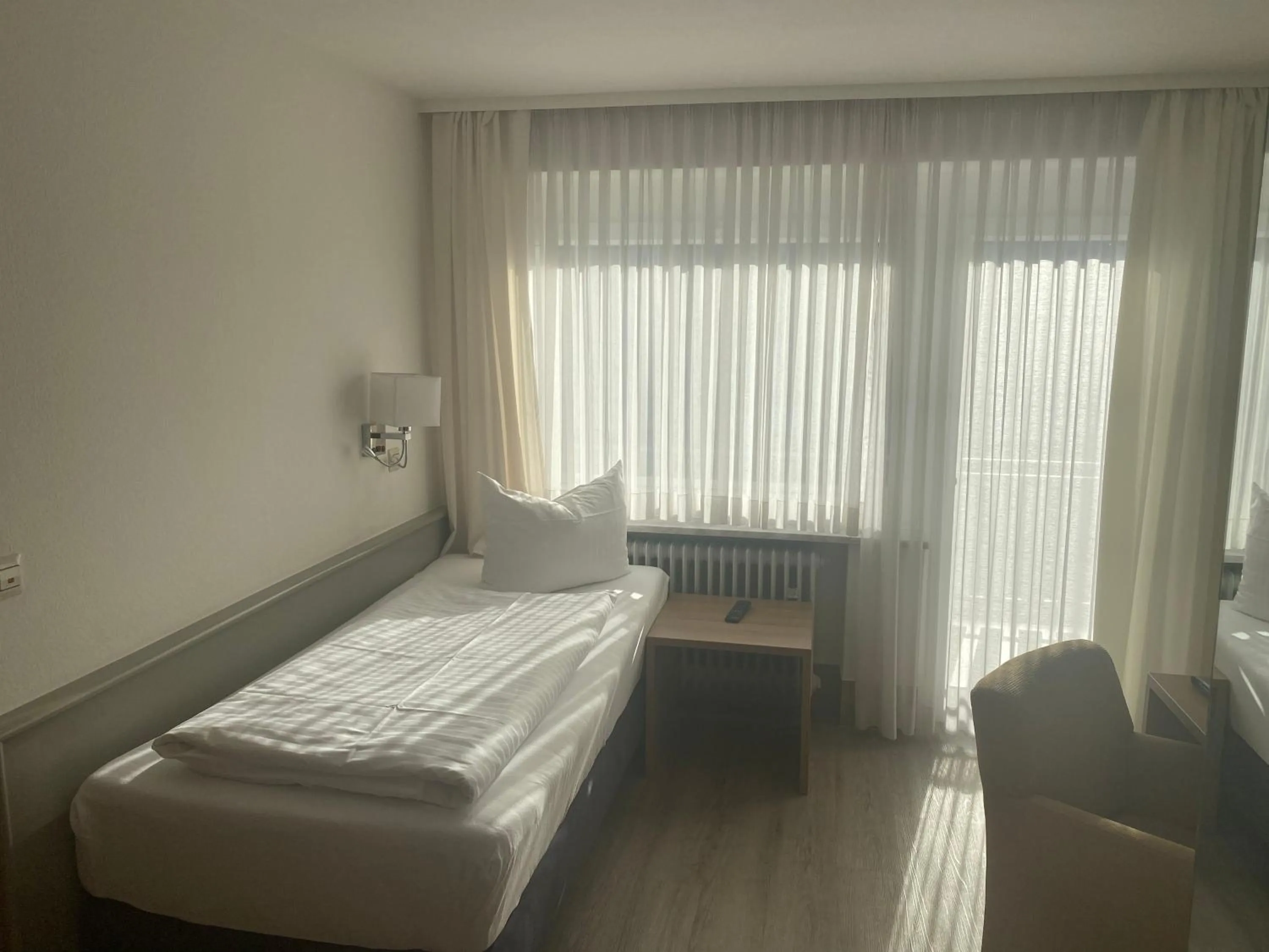 Bedroom, Bed in Bodenseehotel Krone & Gästehaus