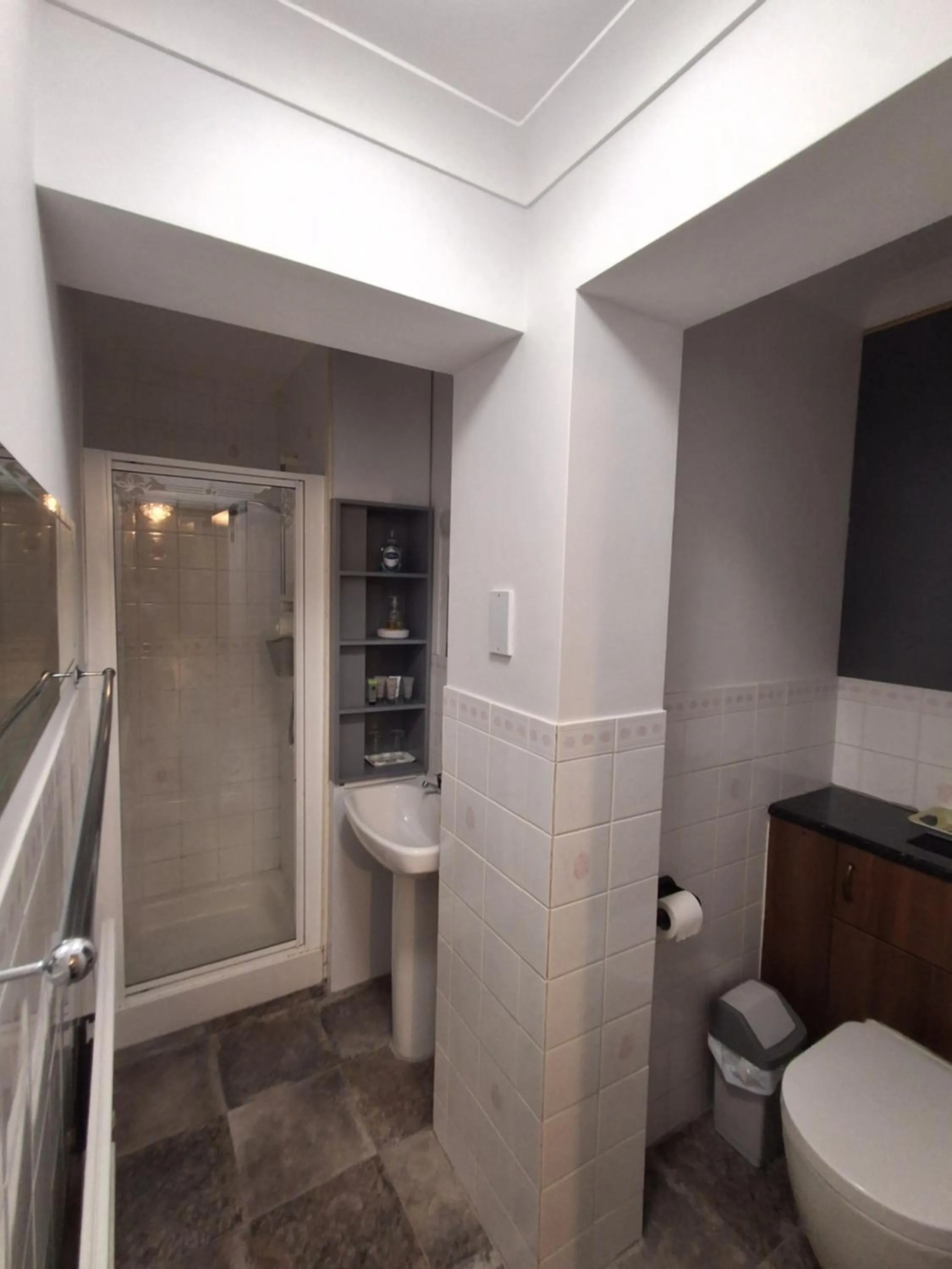 Shower in Newton House