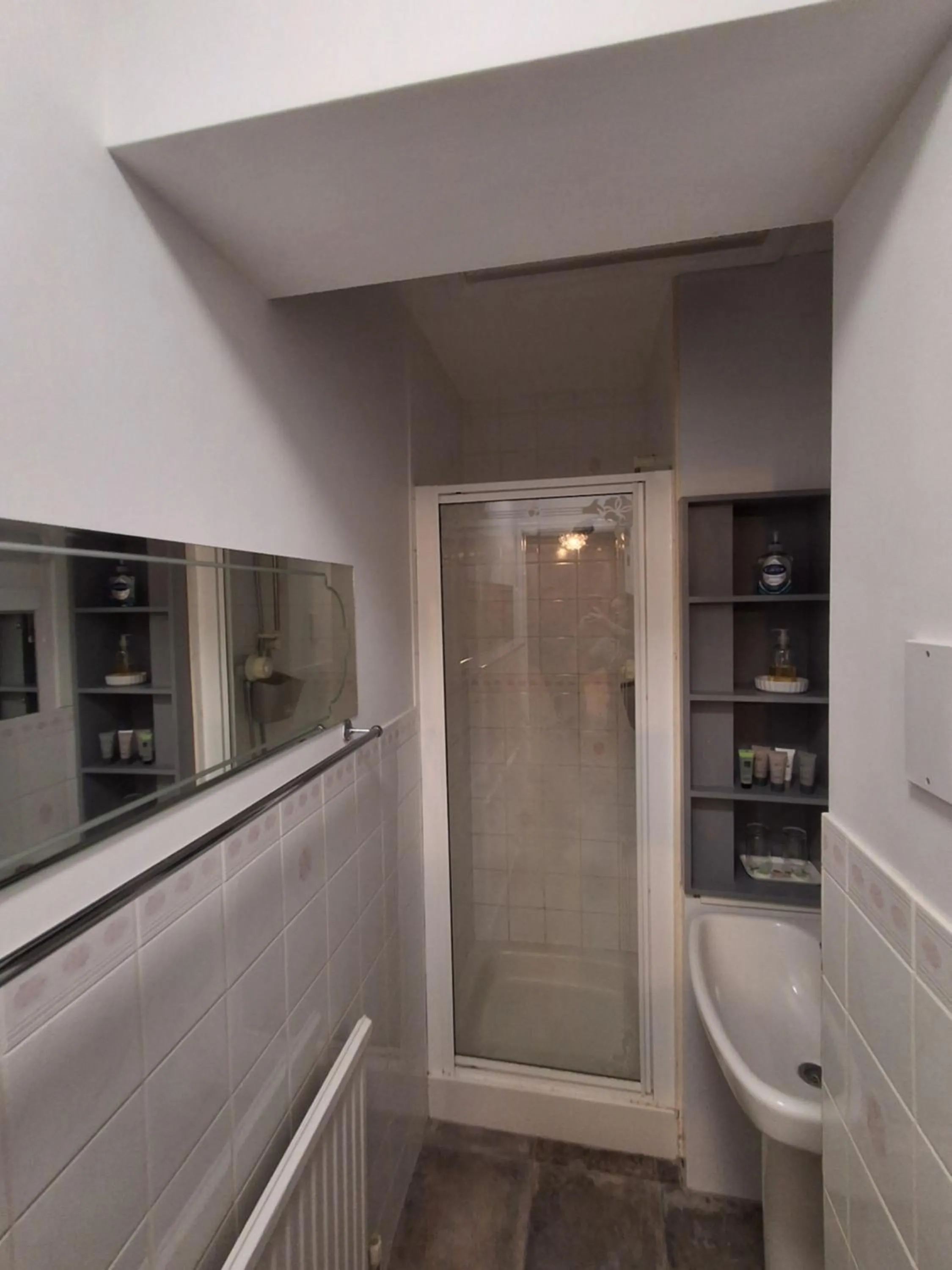 Shower in Newton House