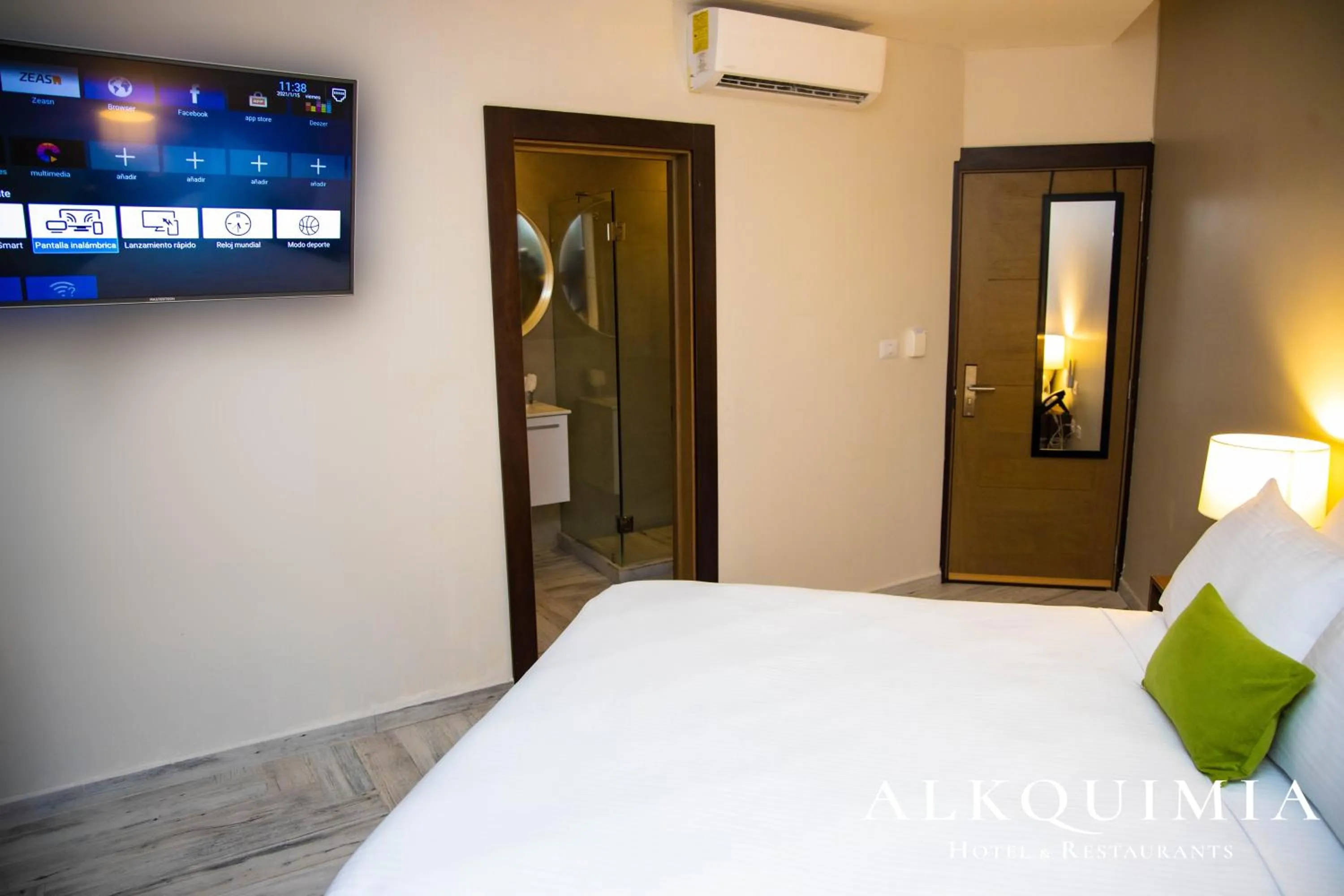 Bed in HOTEL ALKQUIMIA