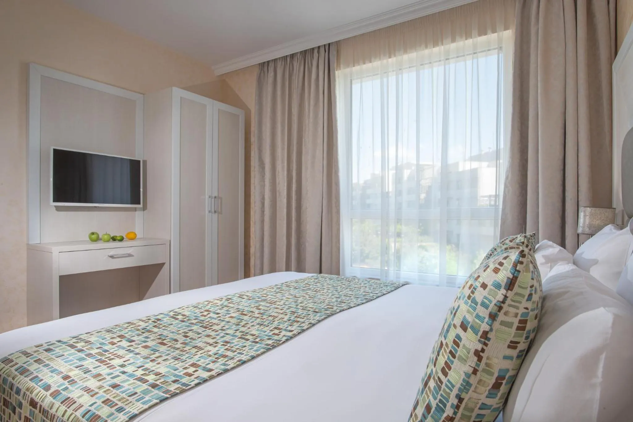 TV and multimedia, Bed in Marina Sands Bijou Boutique - excellent choice for travelers visiting Obzor 2-4p