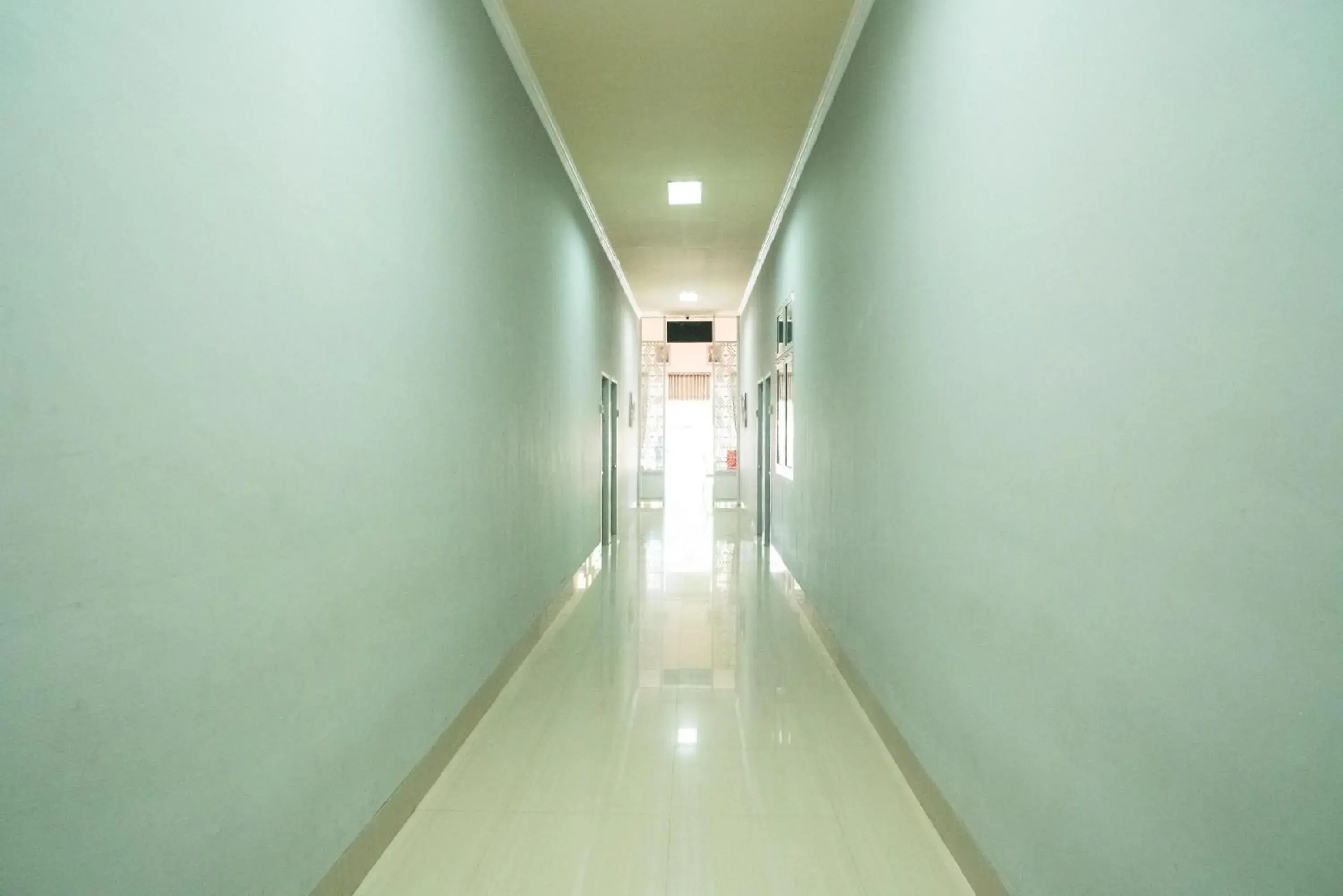 Property building in RedDoorz @ Jalan Pendidikan Mataram Property building in RedDoorz @ Jalan Pendidikan Mataram