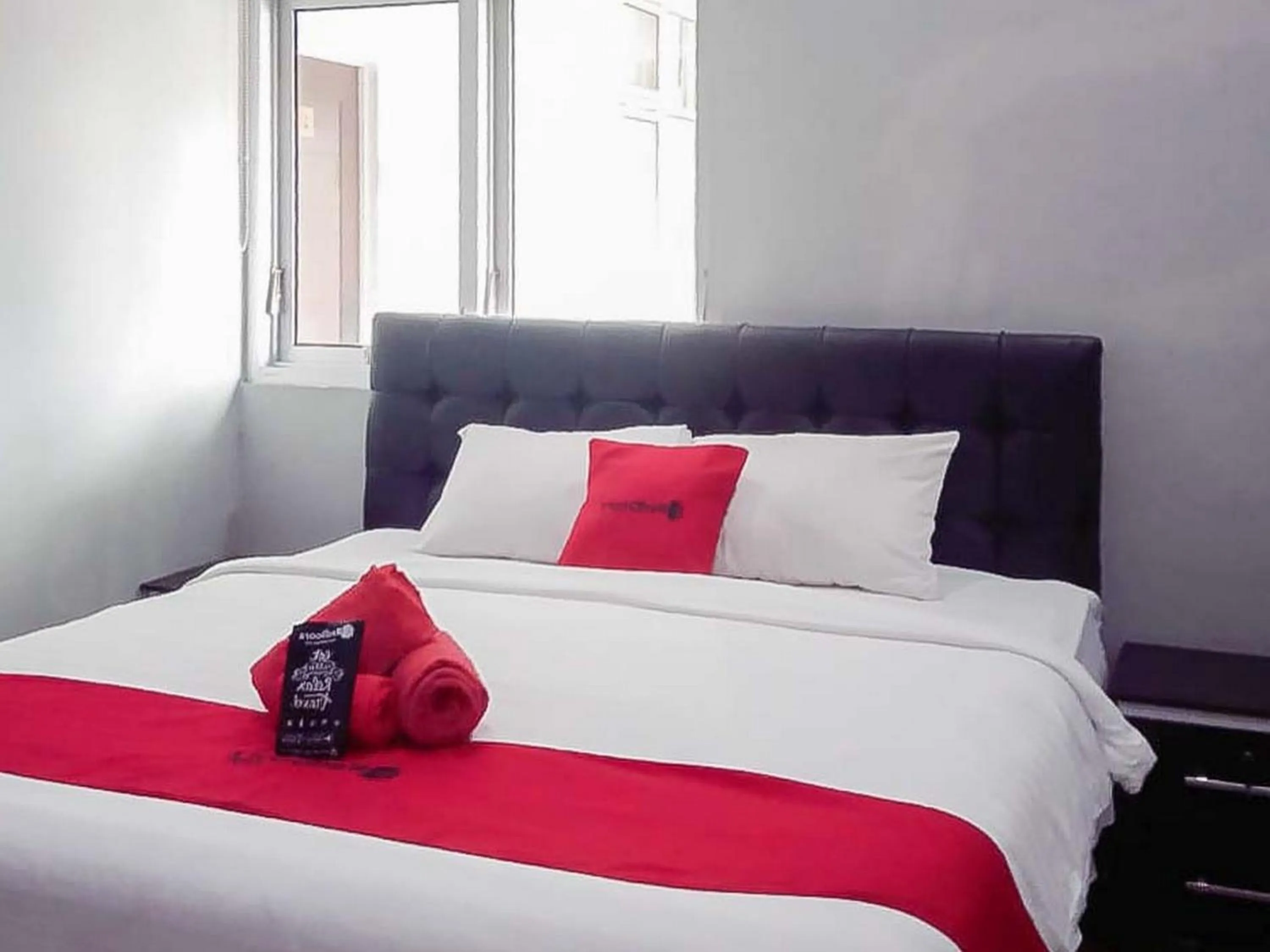 Bed in RedDoorz @ Jalan Pendidikan Mataram