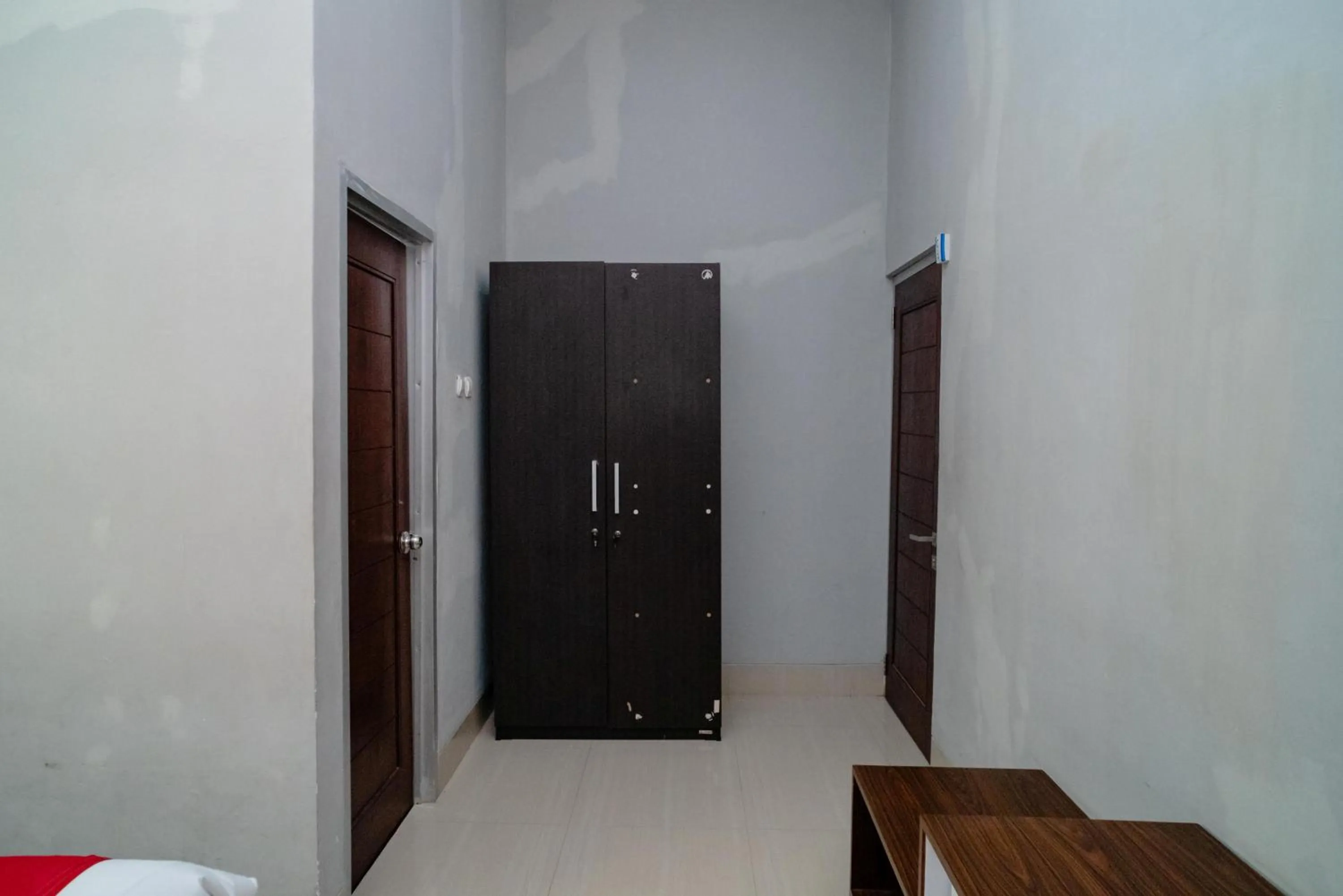 Bedroom in RedDoorz @ Jalan Pendidikan Mataram