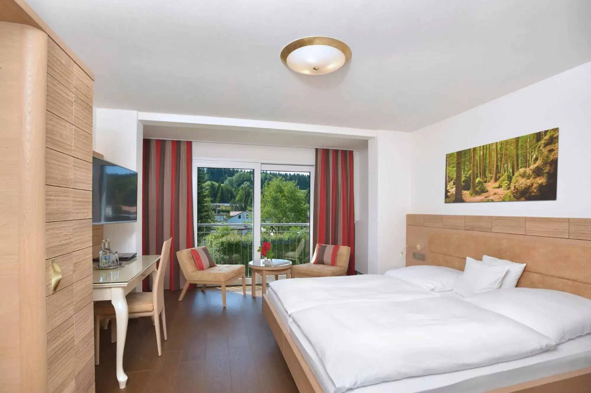 Superior Double Room - single occupancy in Hotel Hohe Linde Superior Double Room - single occupancy in Hotel Hohe Linde