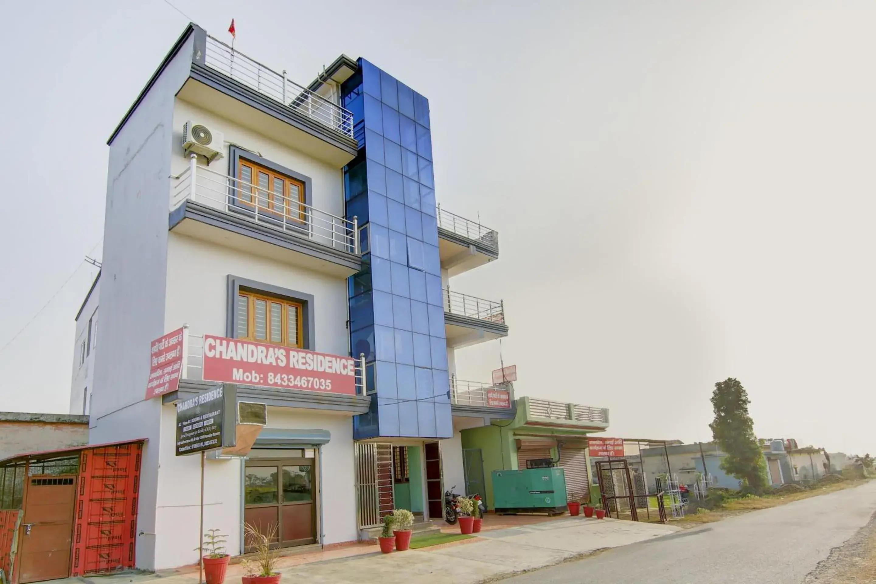Facade/entrance in SPOT ON Chandra's Residence Facade/entrance in SPOT ON Chandra's Residence