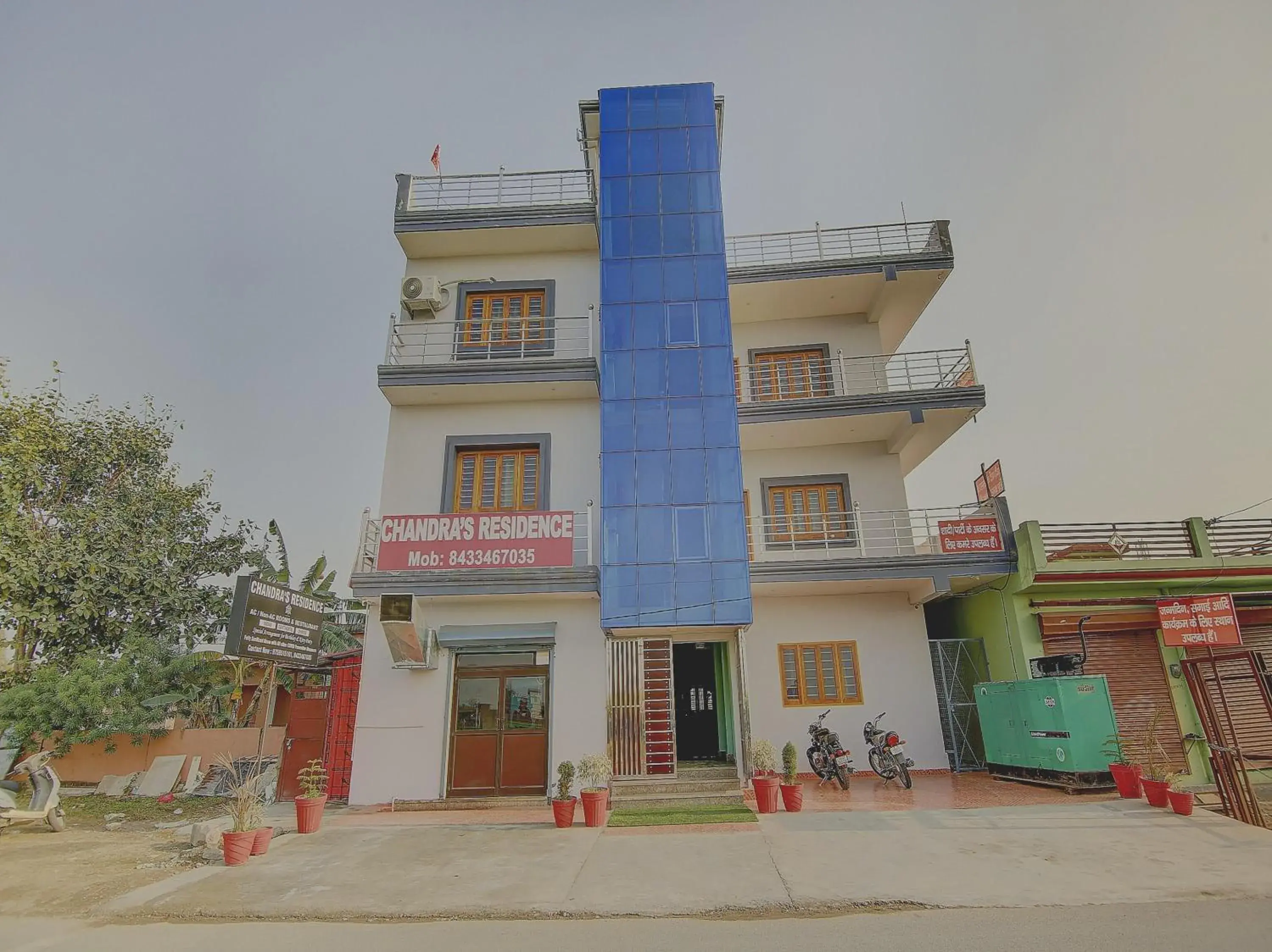 Facade/entrance in SPOT ON Chandra's Residence Facade/entrance in SPOT ON Chandra's Residence