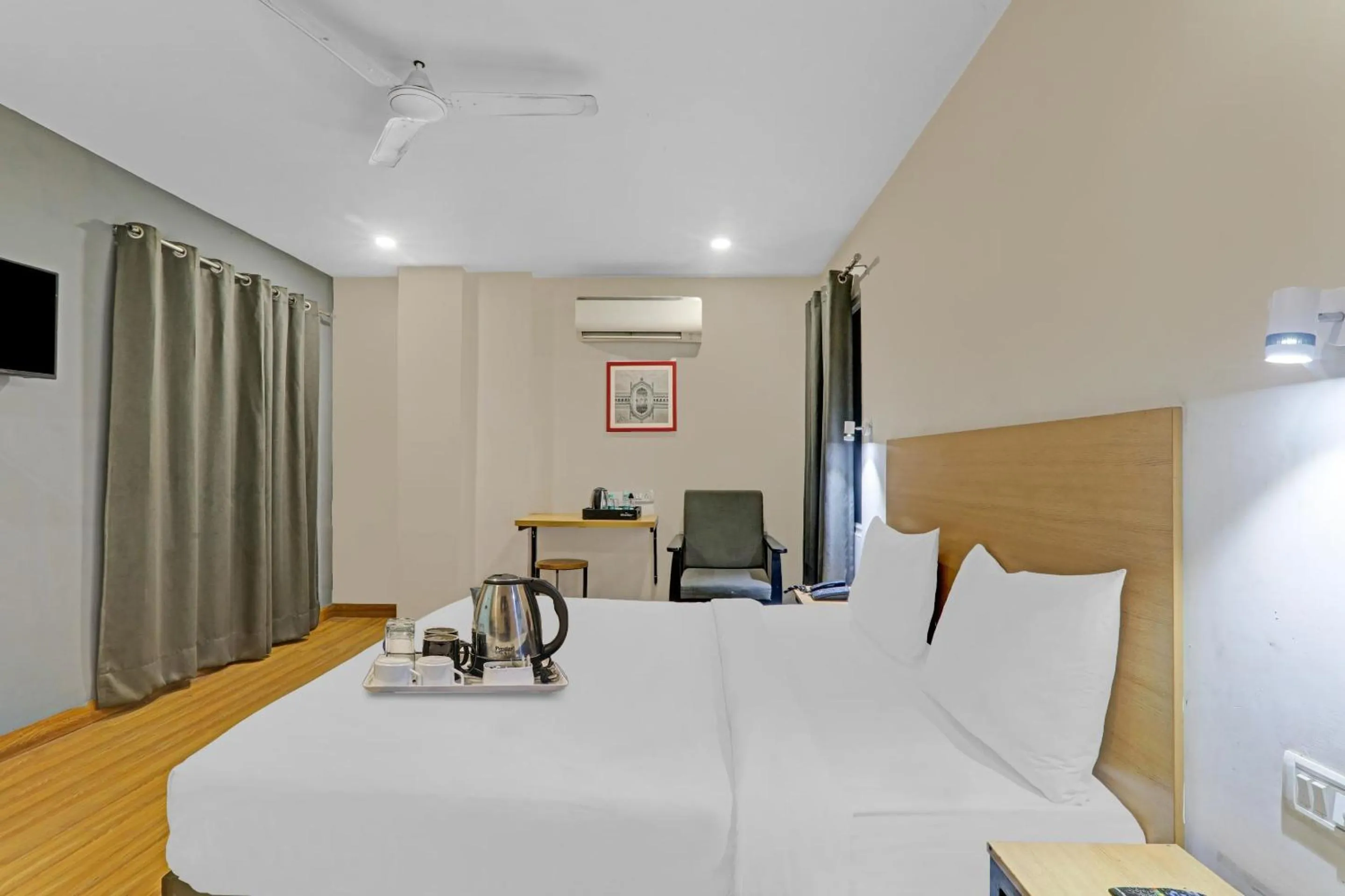 Bedroom, Bed in Townhouse The Shubham