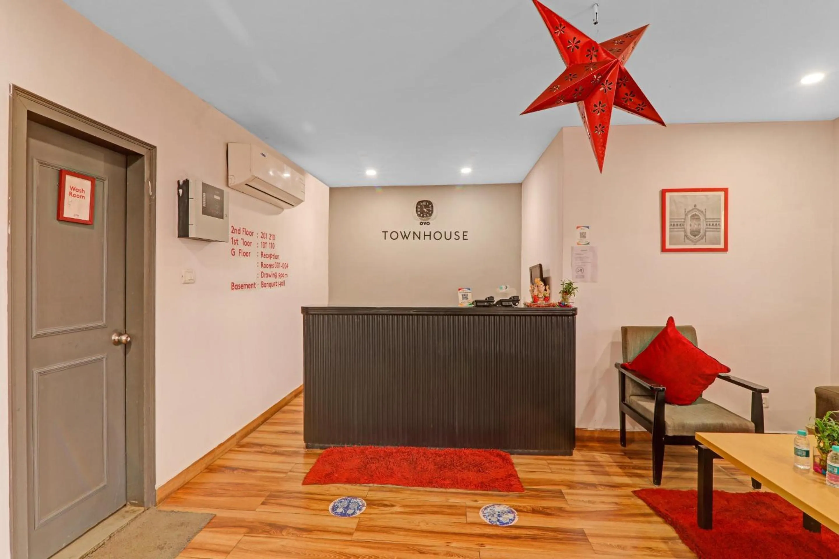 Lobby or reception in Townhouse The Shubham