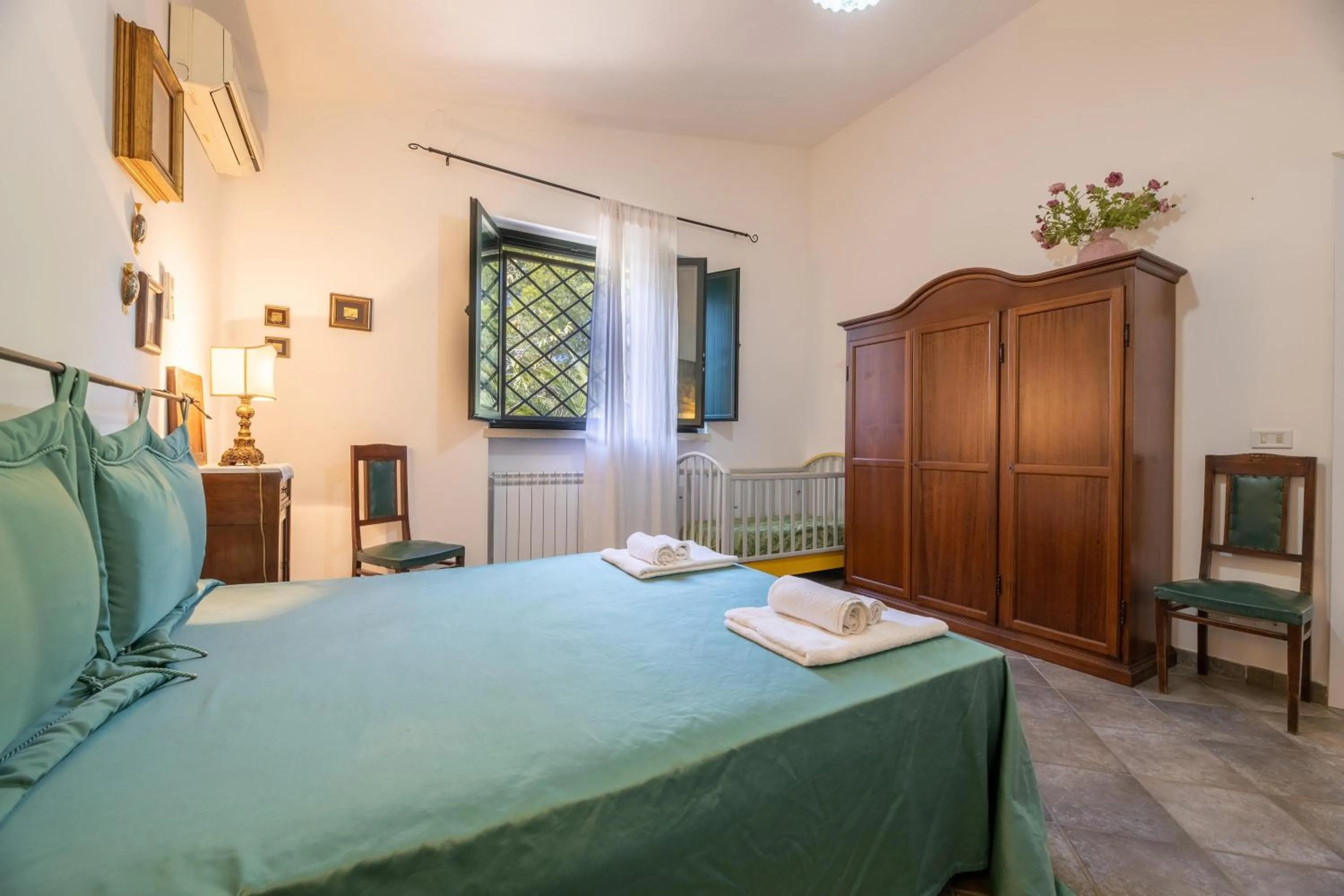 Bed in Villa Corallo