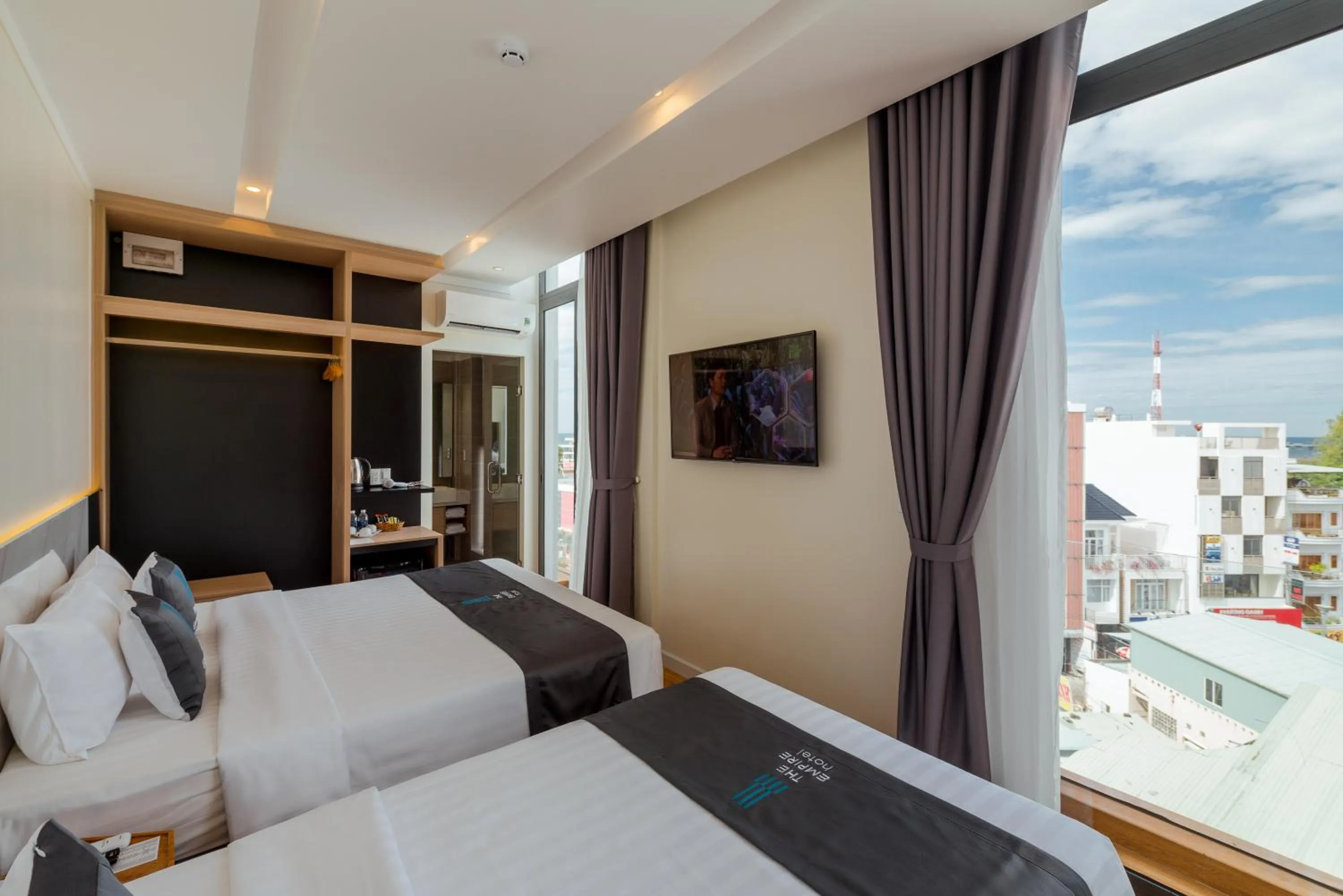 Bed in The Empire Hotel