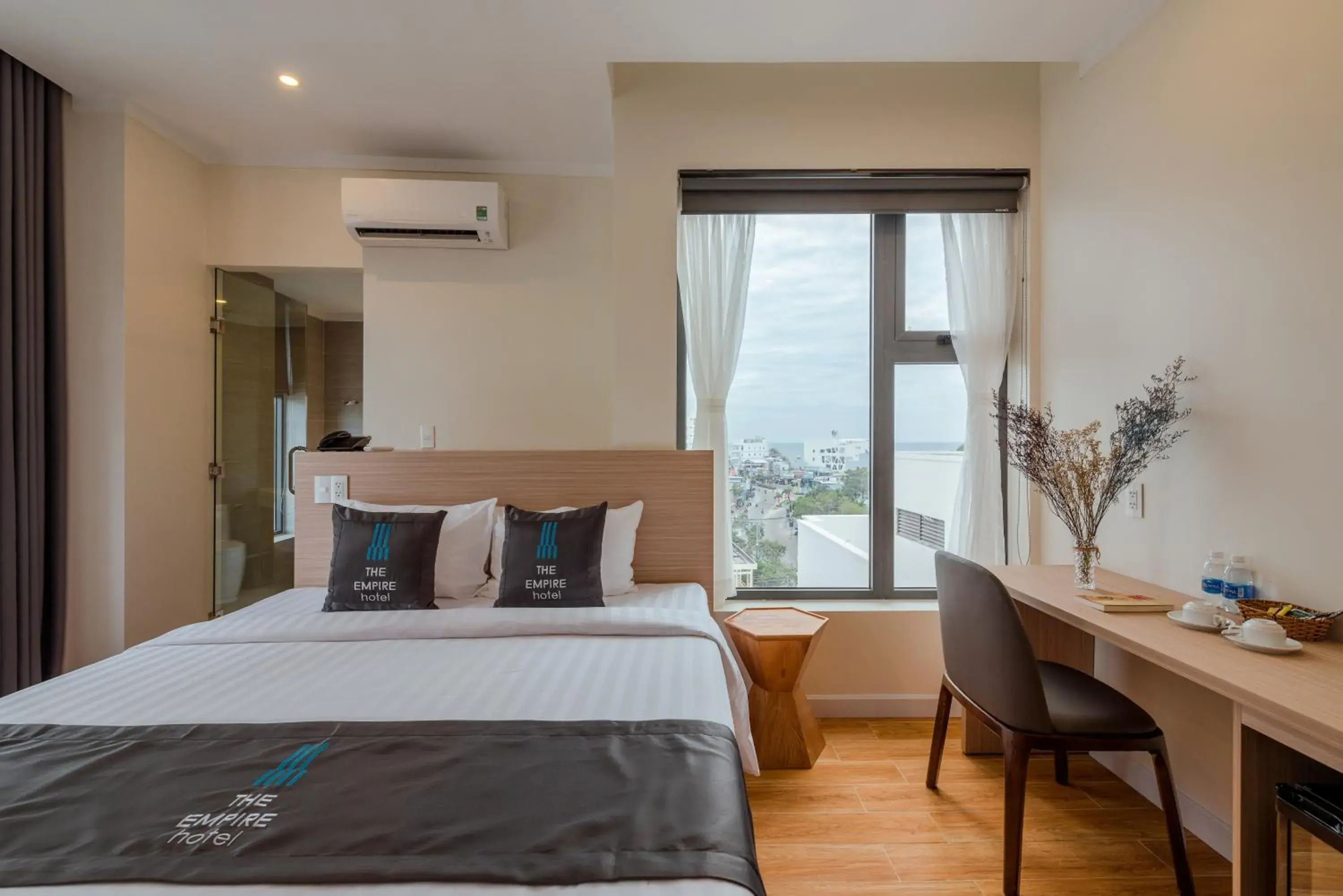 Bed in The Empire Hotel Bed in The Empire Hotel