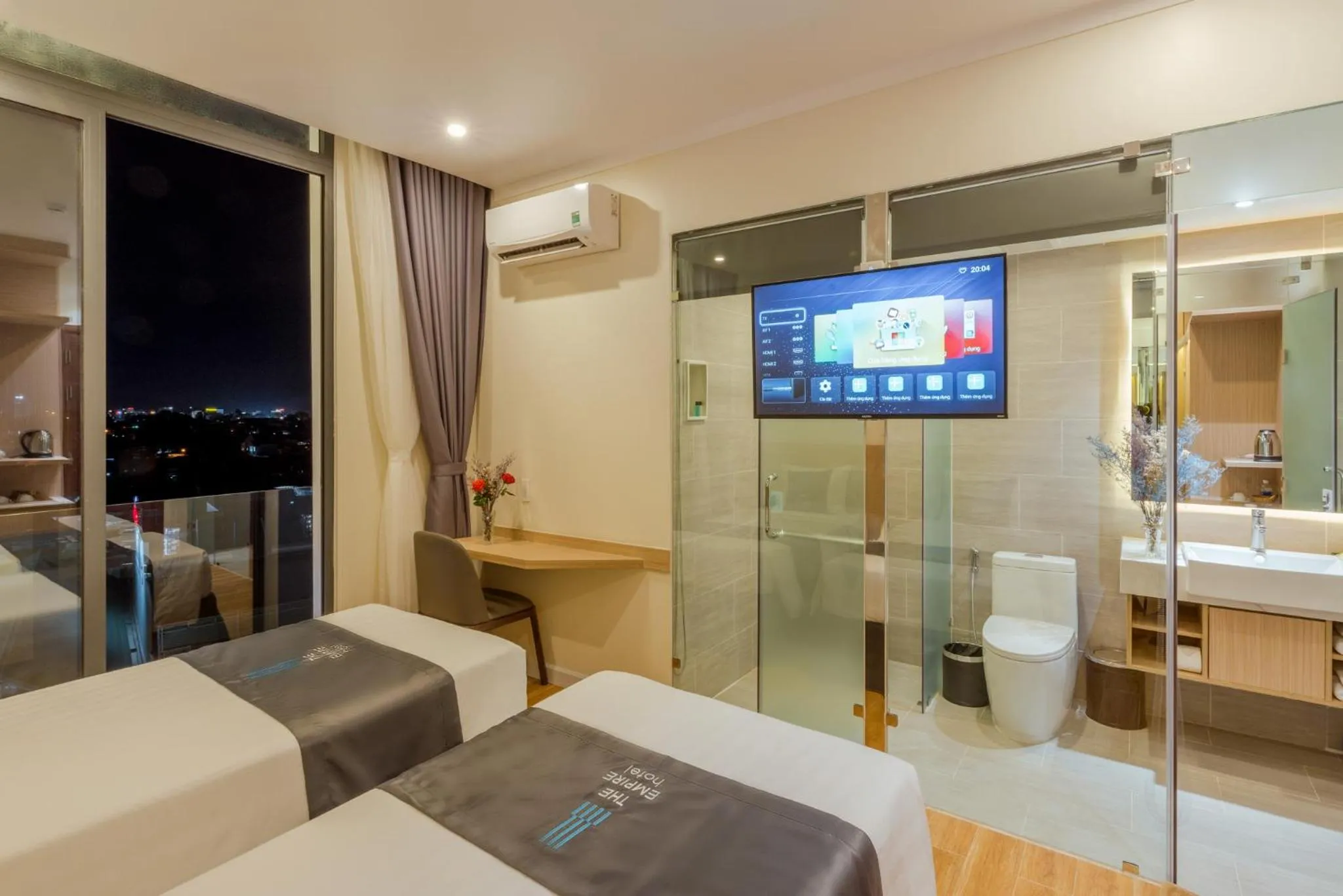 Bed in The Empire Hotel