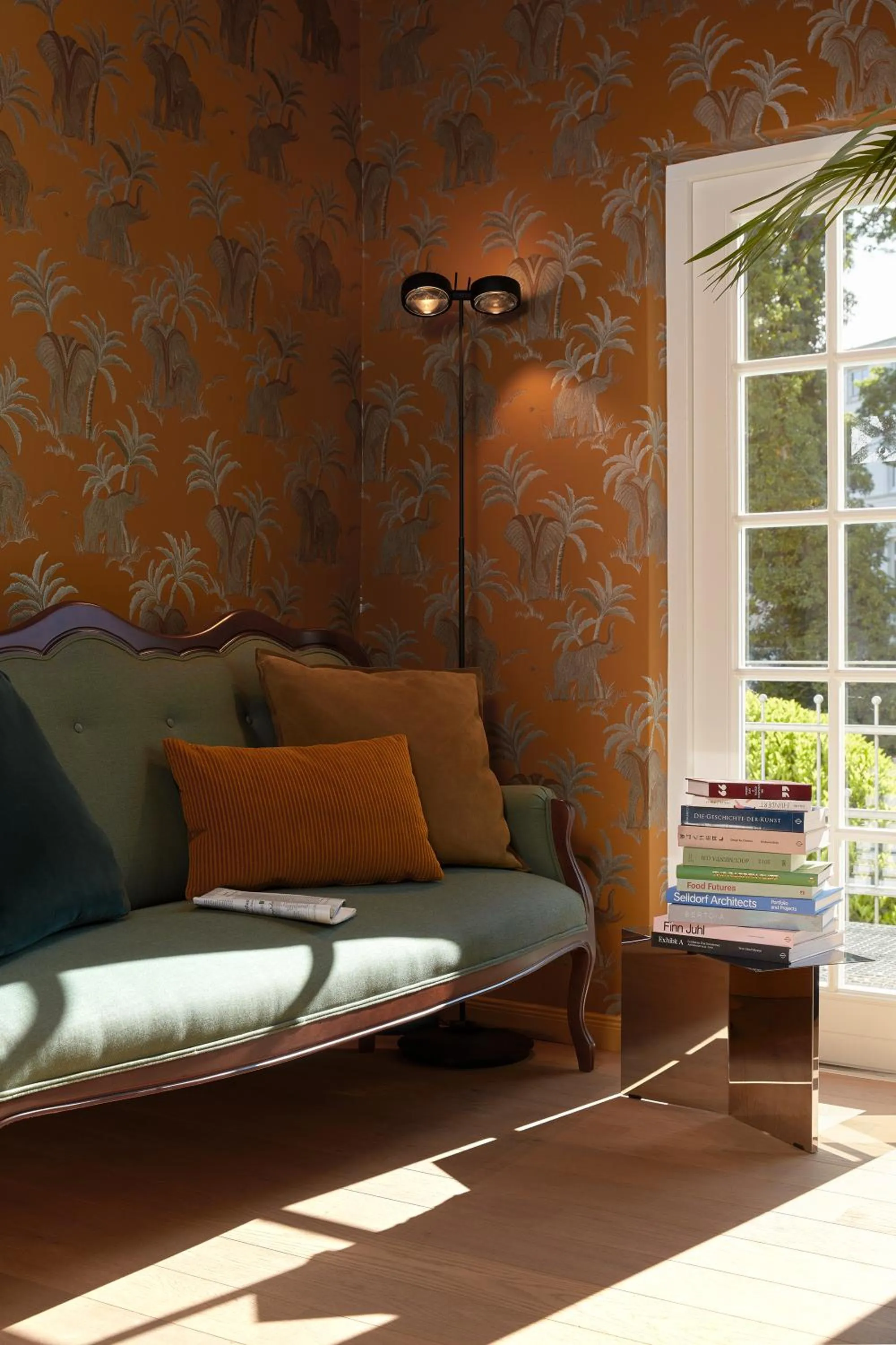 Library in stilwerk Hotel Heimhude