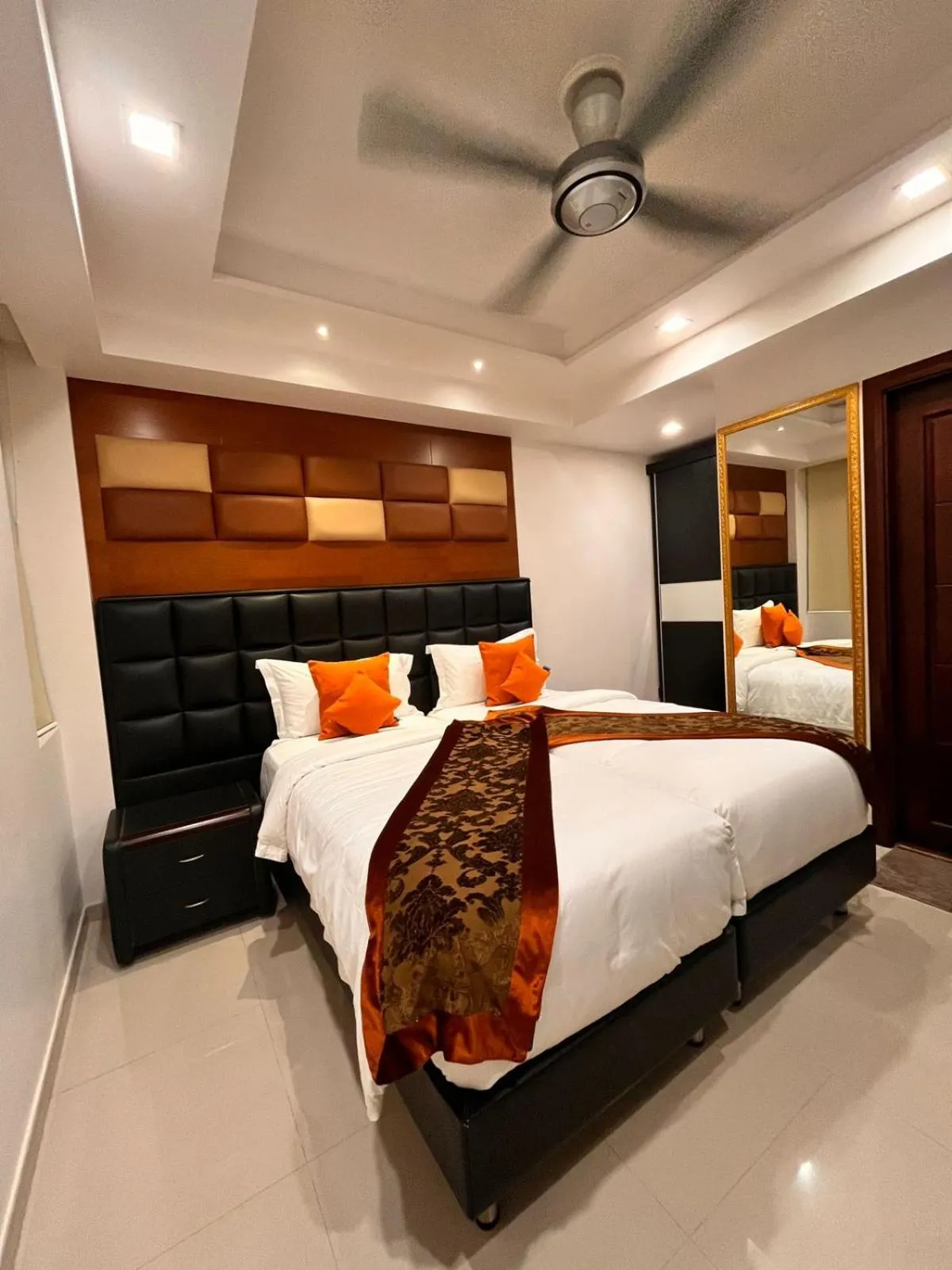 Bedroom, Bed in Rivethi Beach