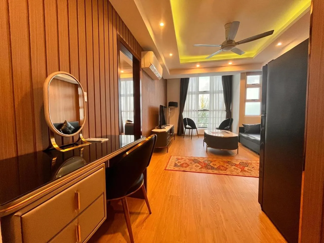 TV and multimedia in Rivethi Beach