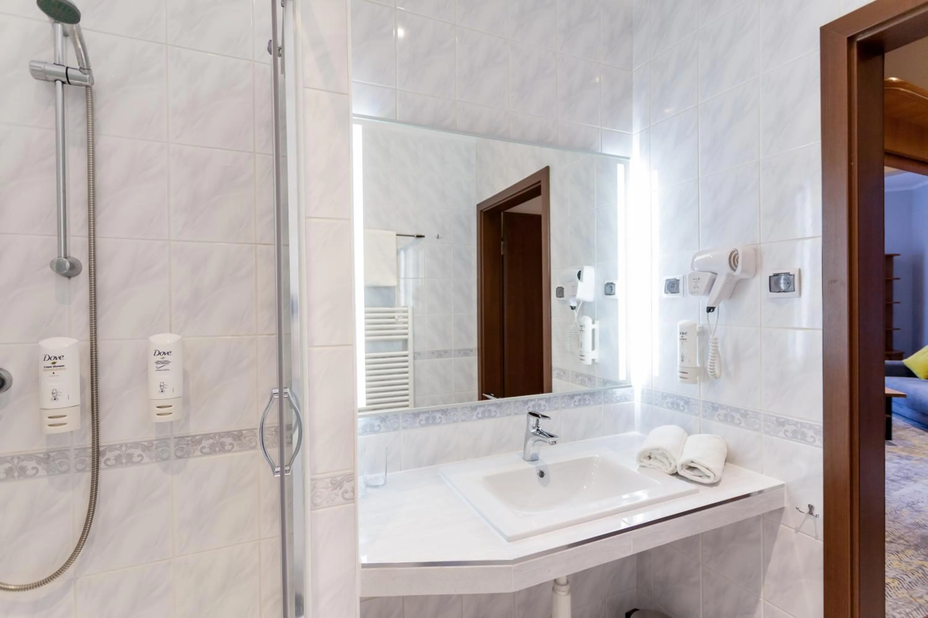 Shower in Hotel Mikulski