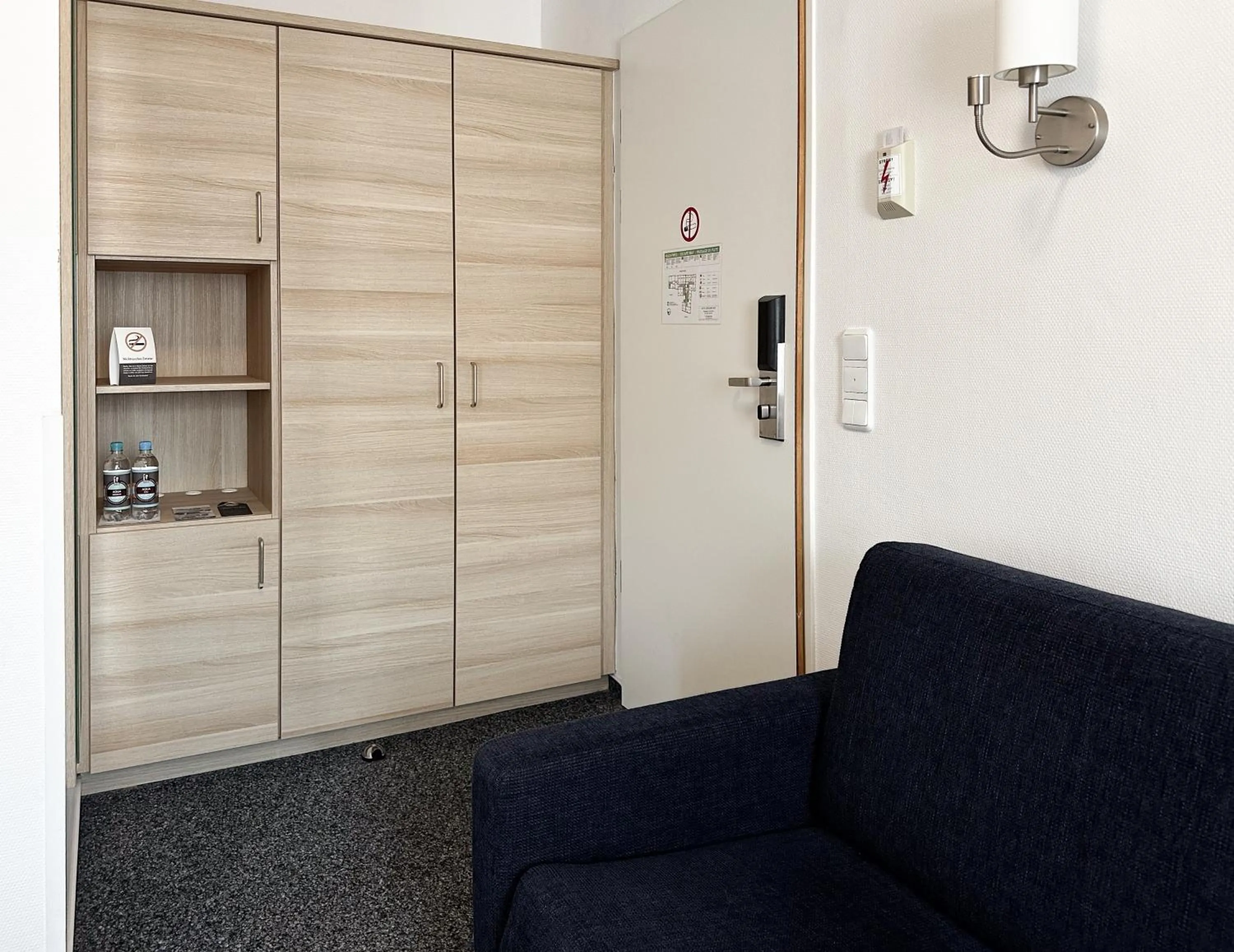 Photo of the whole room in Hotel Berliner Hof by Coffee Fellows Hotels