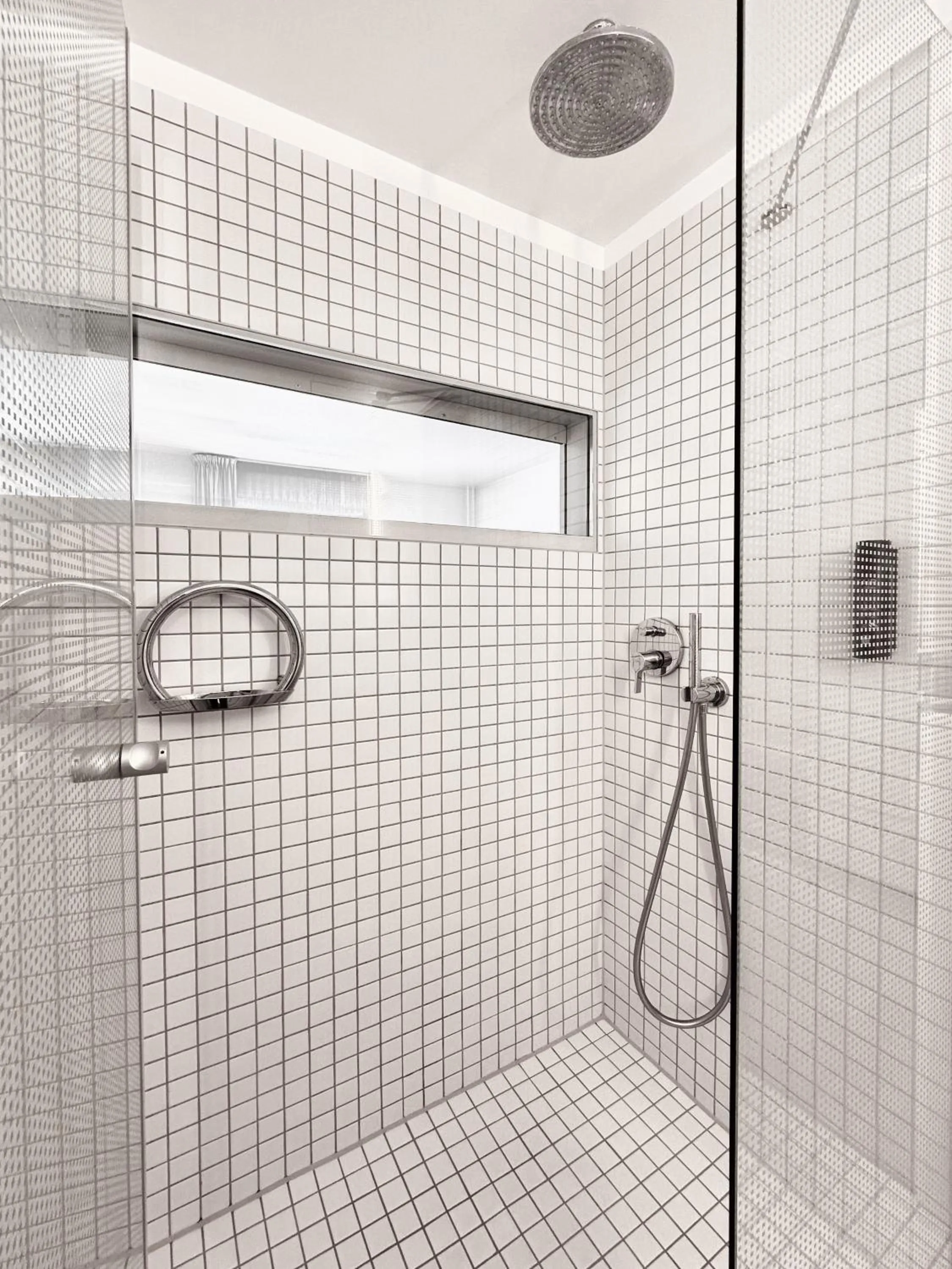 Bathroom in Hotel Berliner Hof by Coffee Fellows Hotels