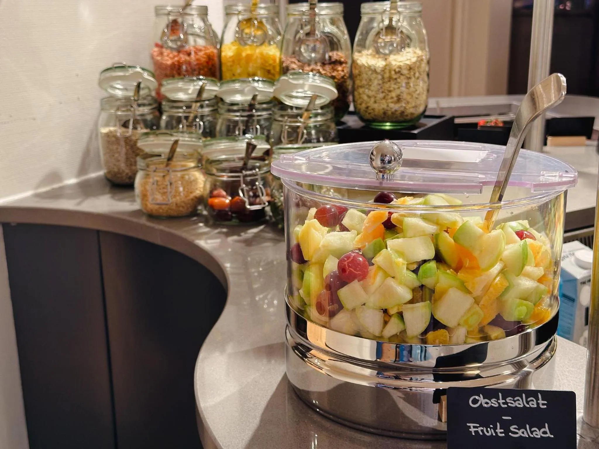 Buffet breakfast in Hotel Berliner Hof by Coffee Fellows Hotels