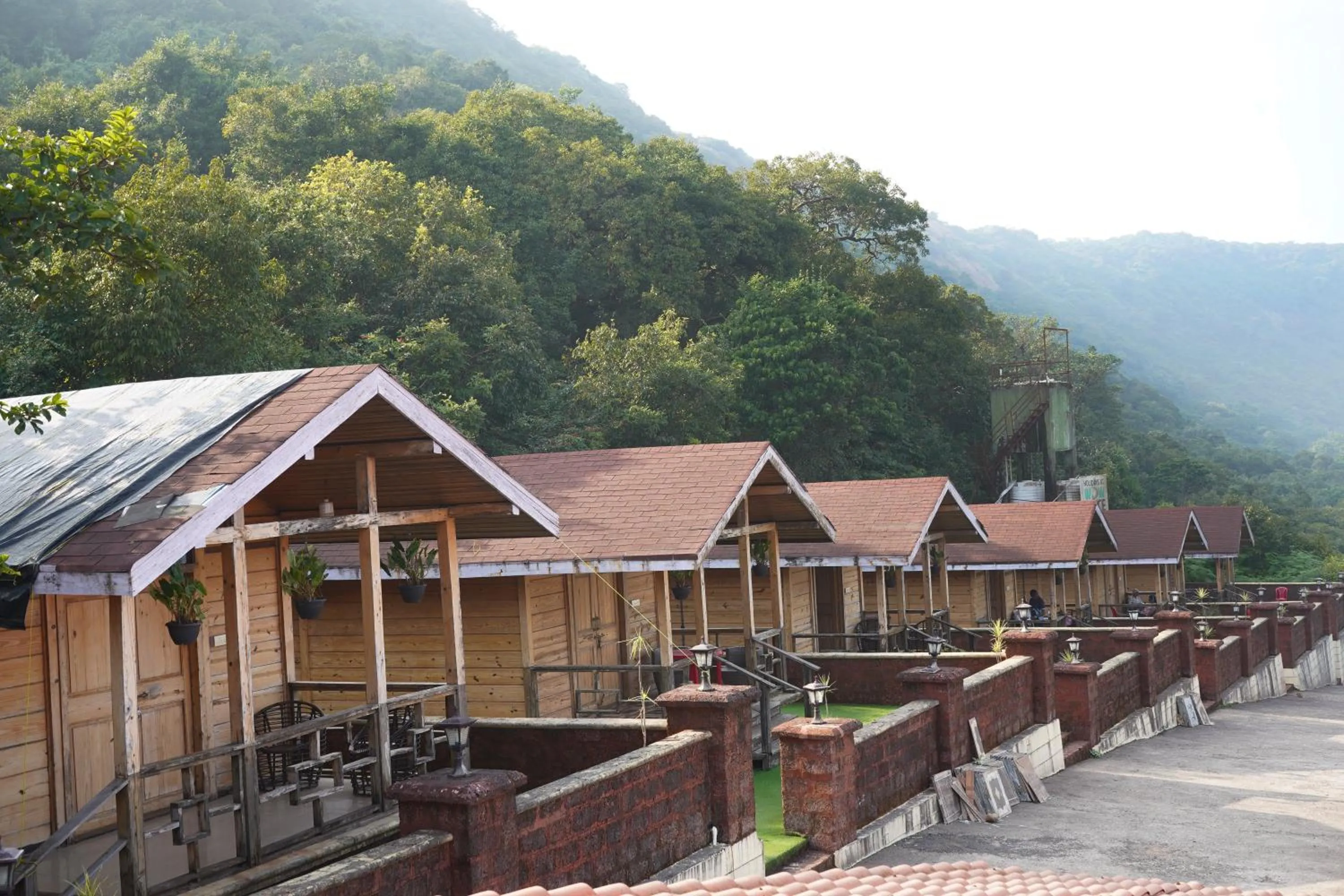 Property building in Oxygen Resorts Mahabaleshwar