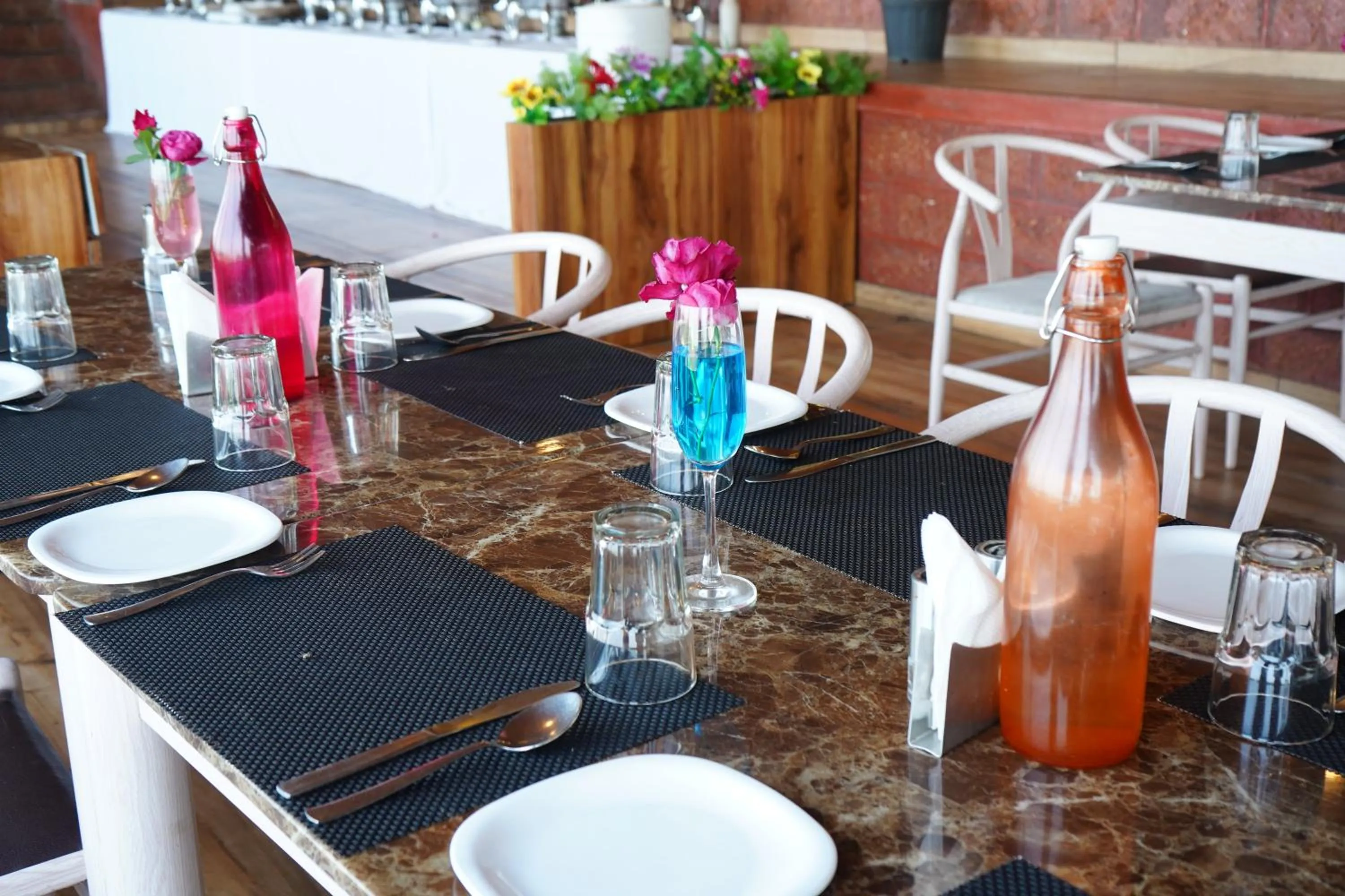 Restaurant/places to eat in Oxygen Resorts Mahabaleshwar