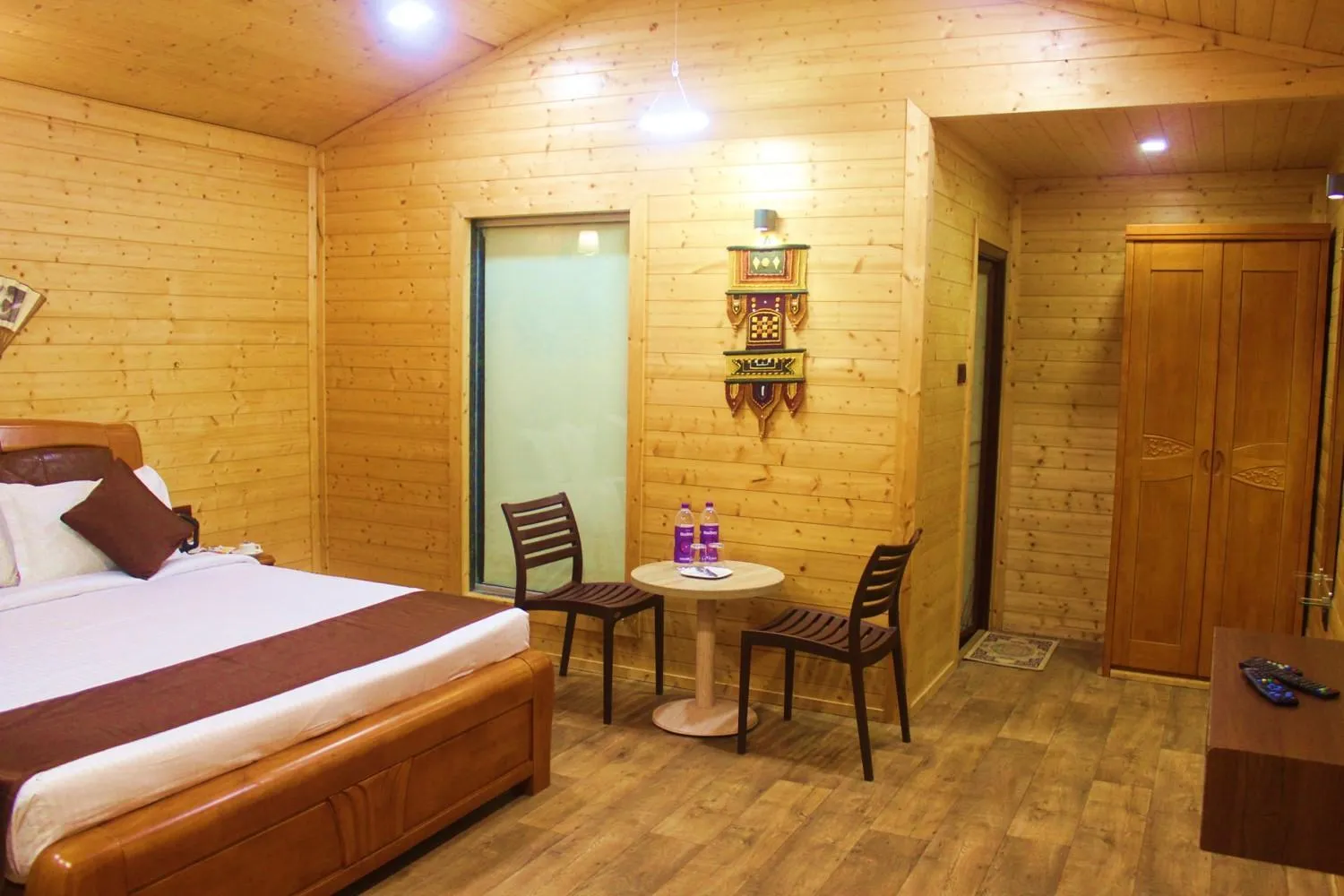 Photo of the whole room, Bed in Oxygen Resorts Mahabaleshwar