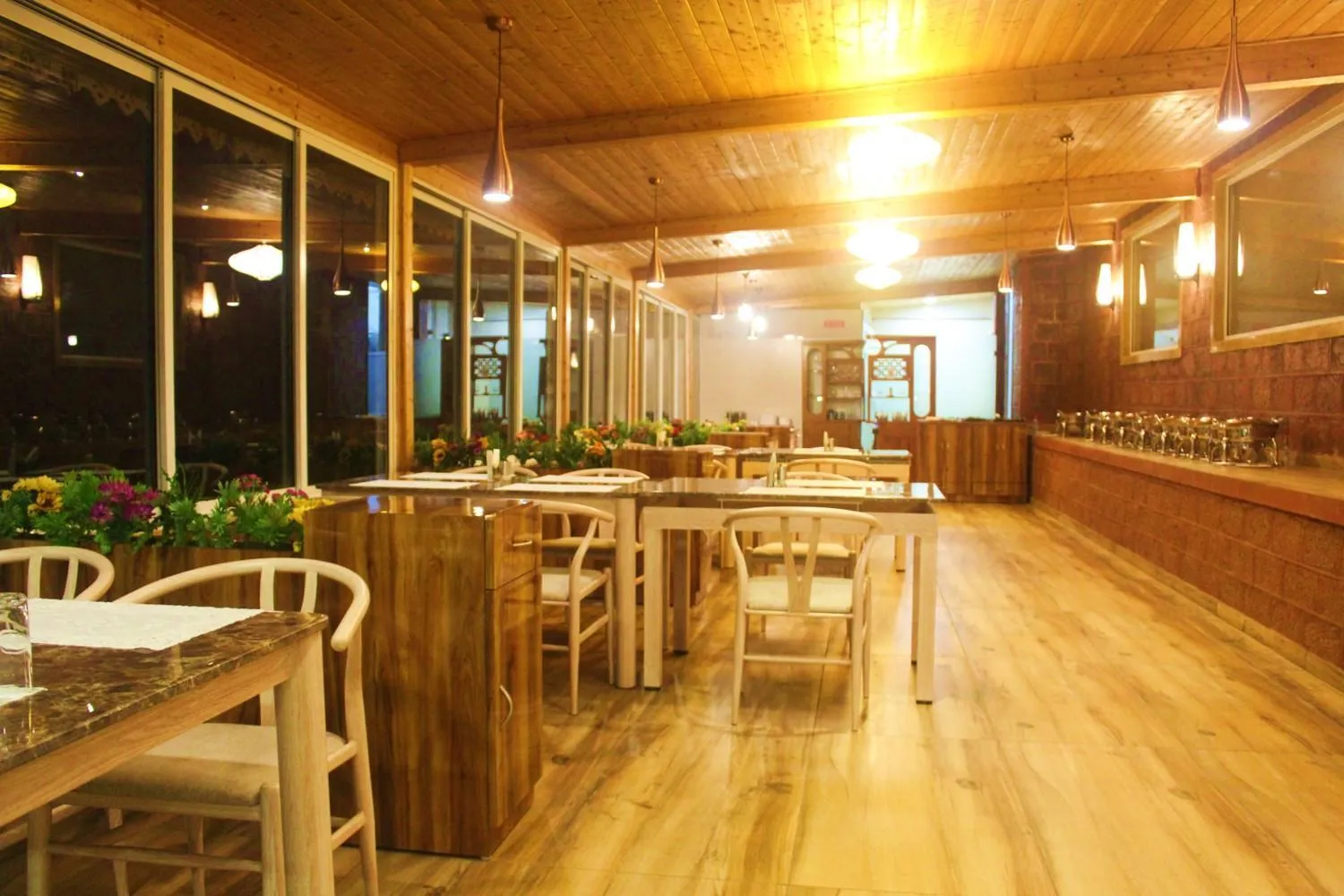 Restaurant/places to eat in Oxygen Resorts Mahabaleshwar