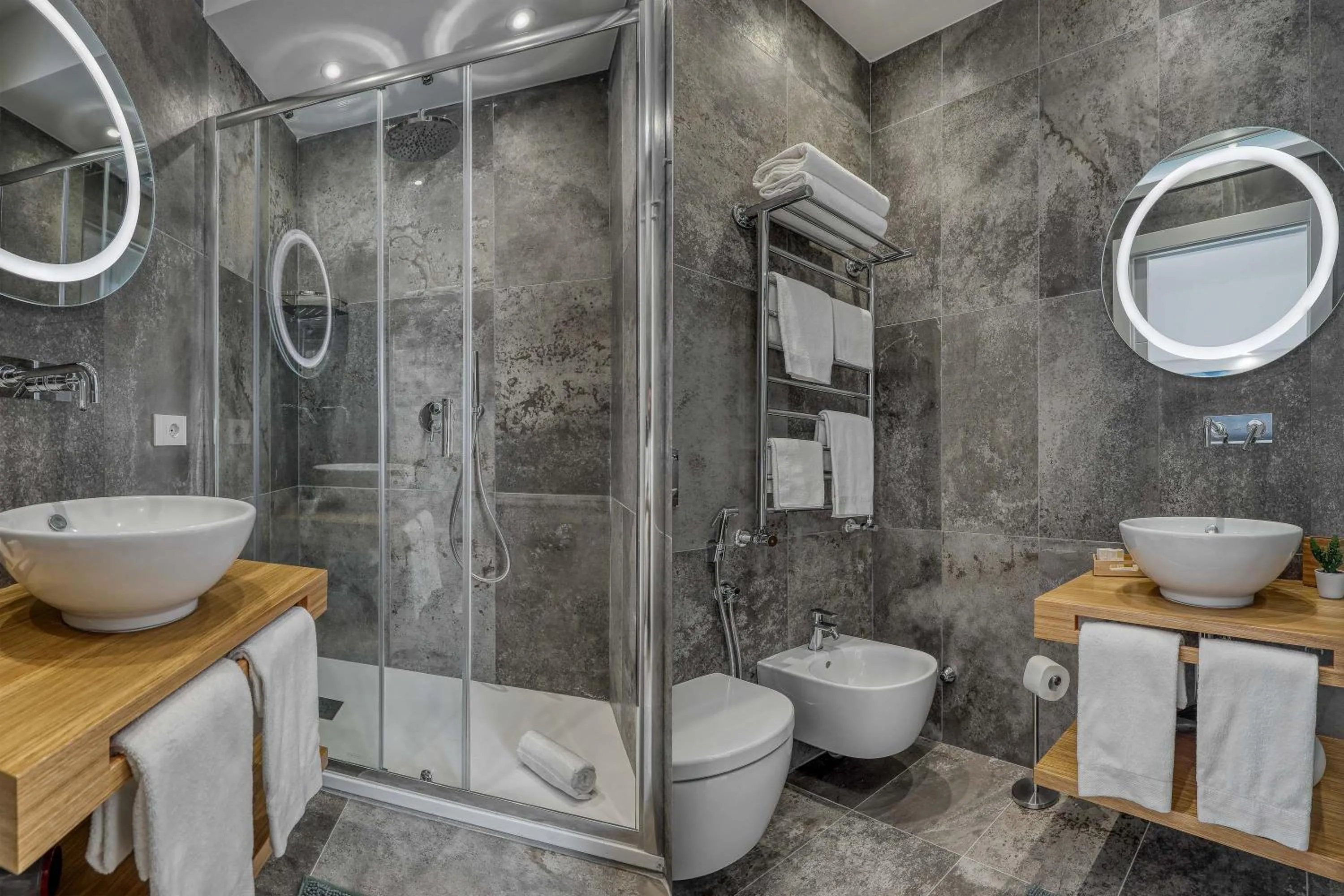 Bathroom in Gallery Suite