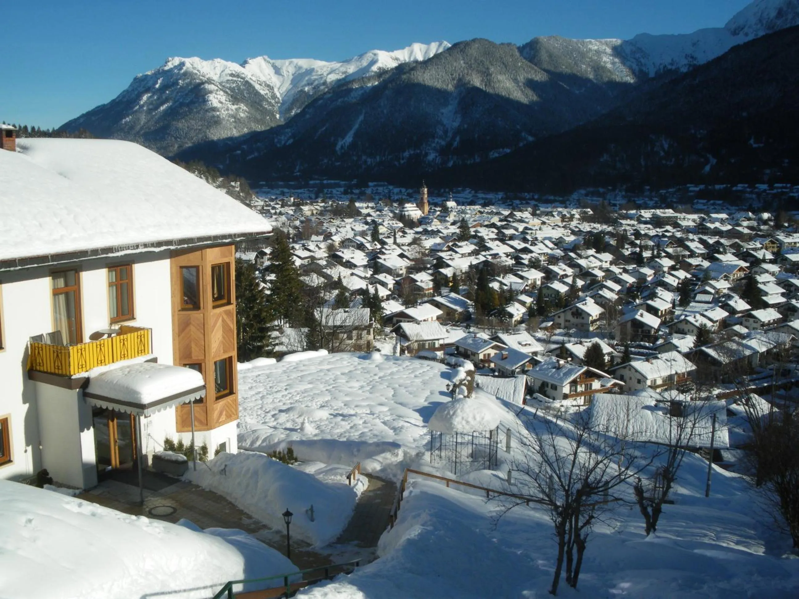 Facade/entrance in Hotel-Garni Drachenburg