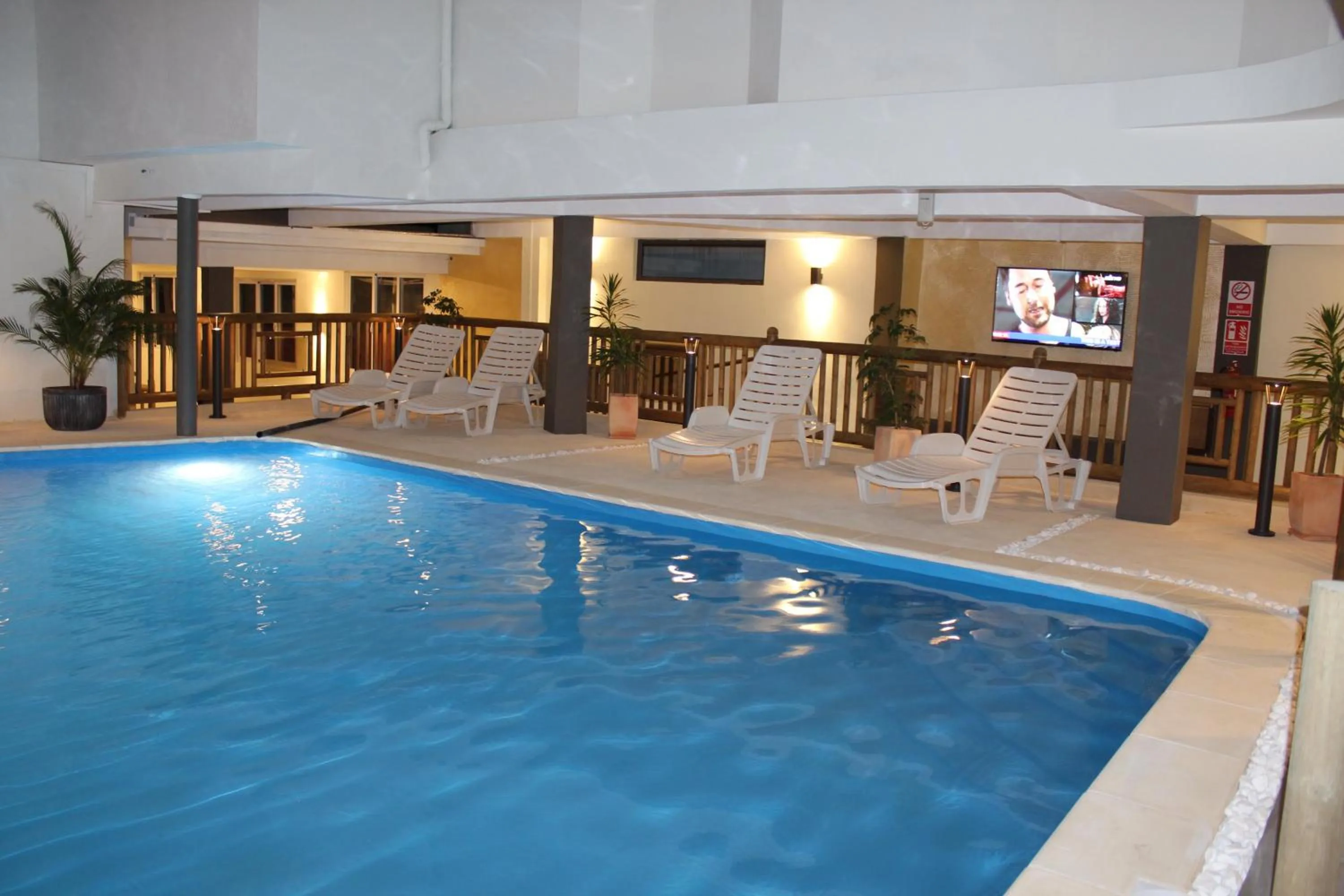 Swimming pool in Sikamifer Tourist Resort