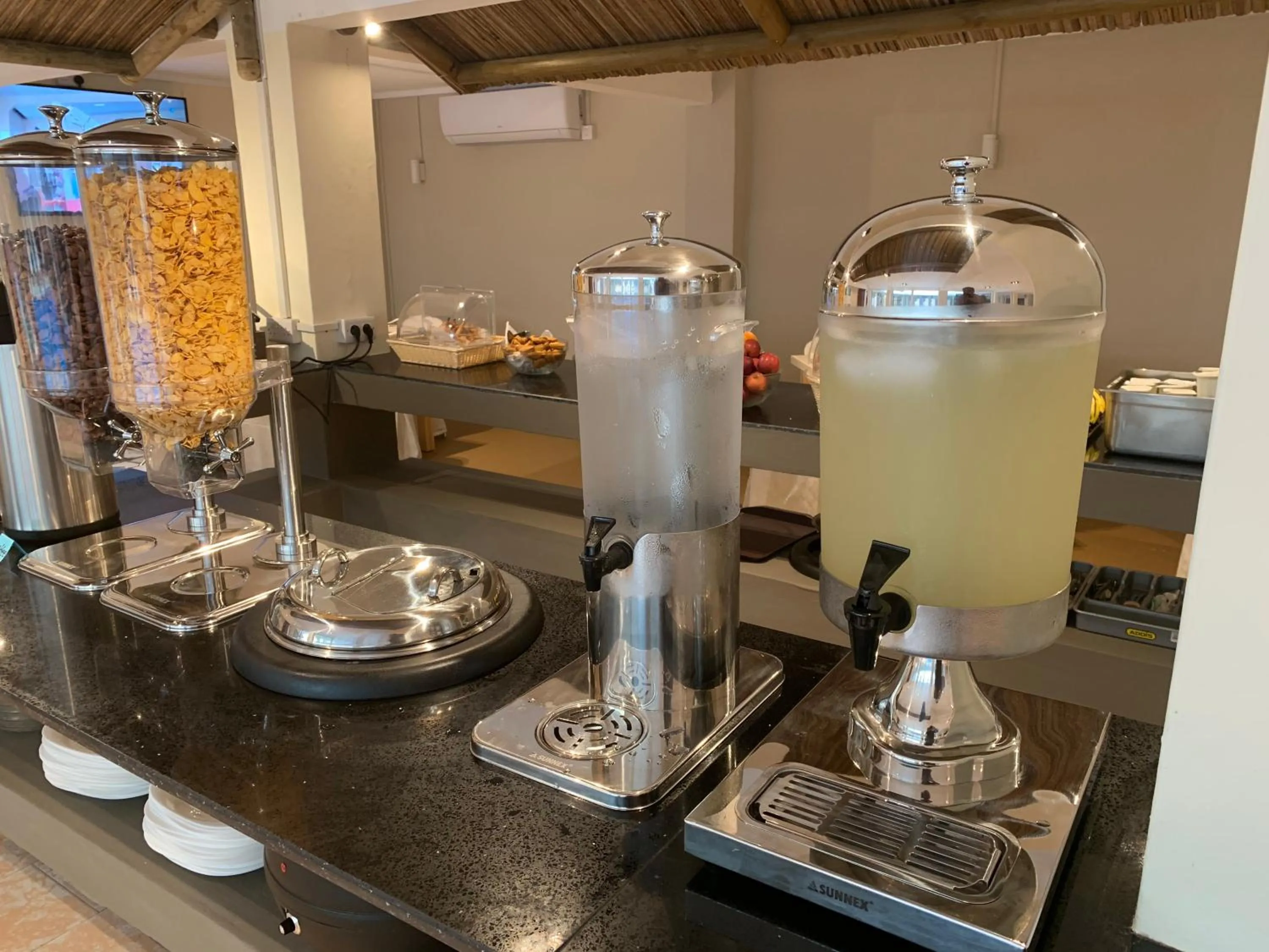 Buffet breakfast in Sikamifer Tourist Resort