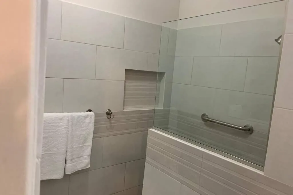 Bathroom in Contemporary Ocean view 2bed Carib Ocho Rios Condo
