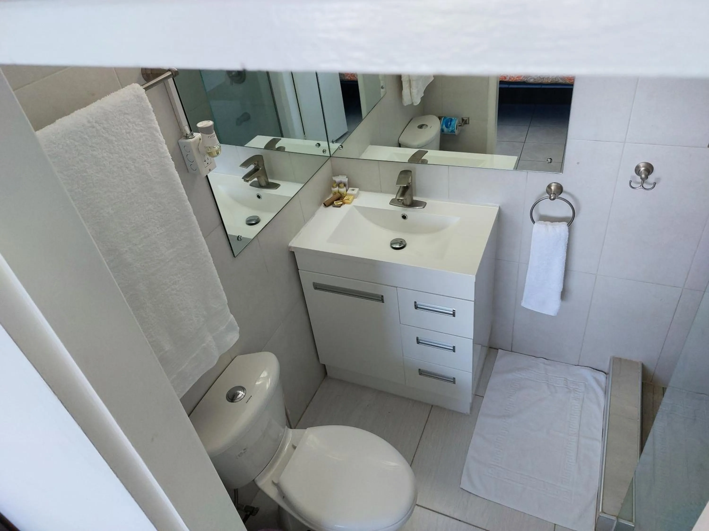 Bathroom in Contemporary Ocean view 2bed Carib Ocho Rios Condo