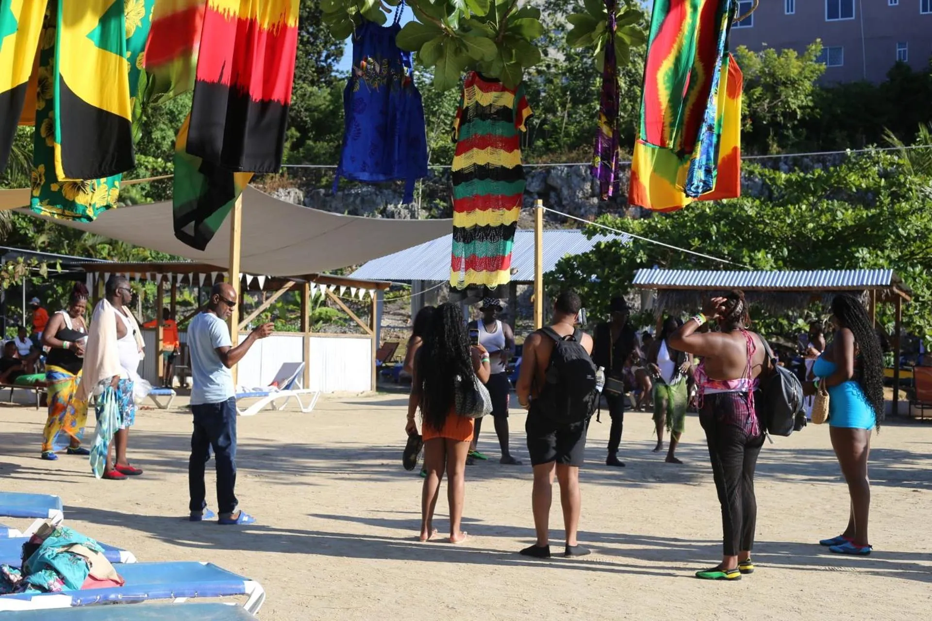 Beach in Contemporary Ocean view 2bed Carib Ocho Rios Condo