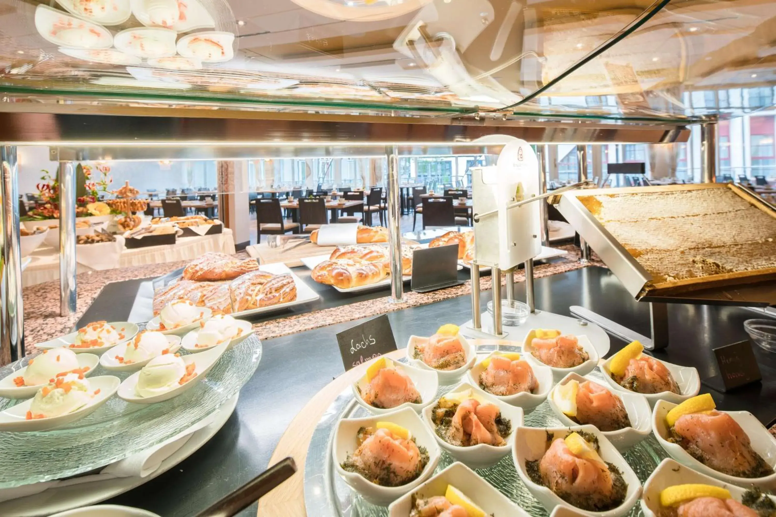 Breakfast in Best Western Plus Hotel Am Schlossberg Breakfast in Best Western Plus Hotel Am Schlossberg