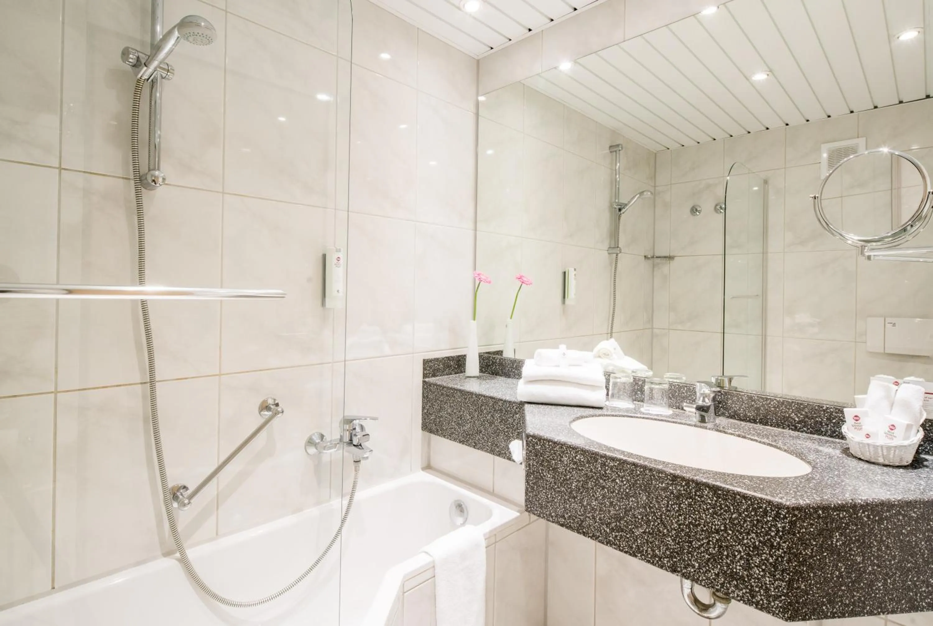 Photo of the whole room in Best Western Plus Hotel Am Schlossberg