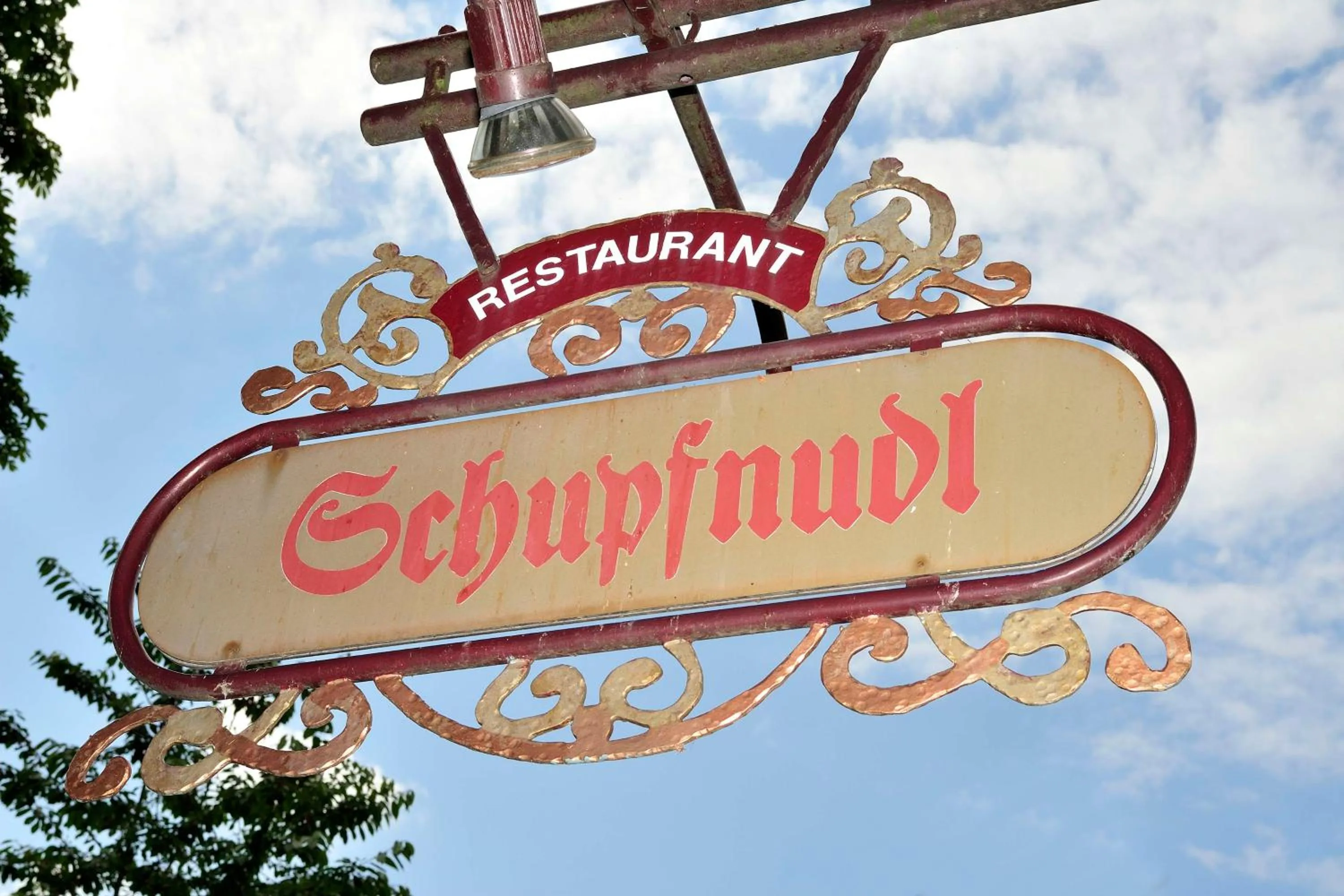 Restaurant/places to eat in Best Western Plus Hotel Am Schlossberg