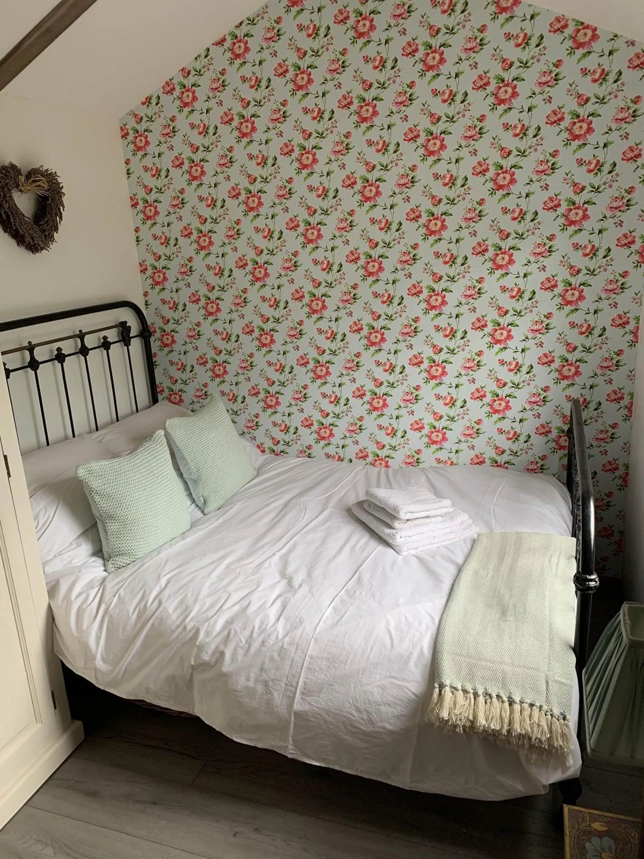 Other, Bed in Truly Kentish Holiday Lets