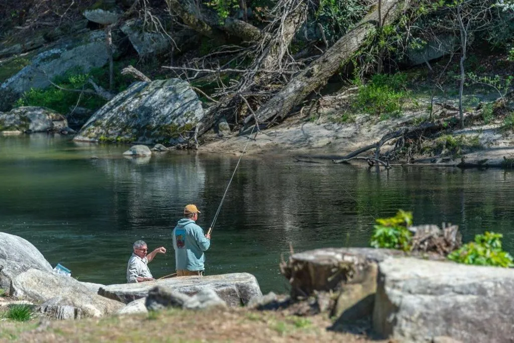 River view in Geneva Hotel & Tiki Bar