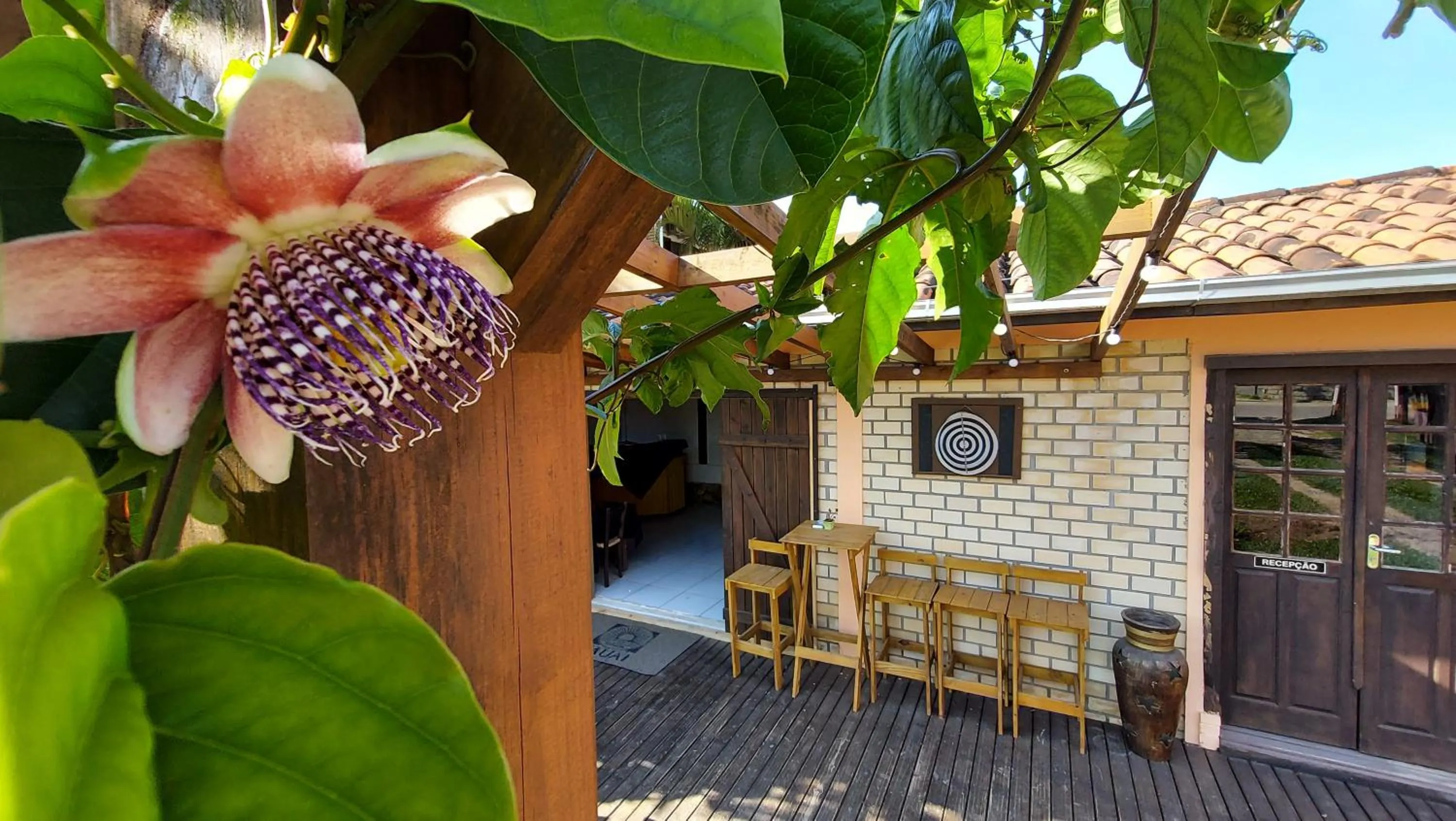 Lounge or bar in Pousada Kauai